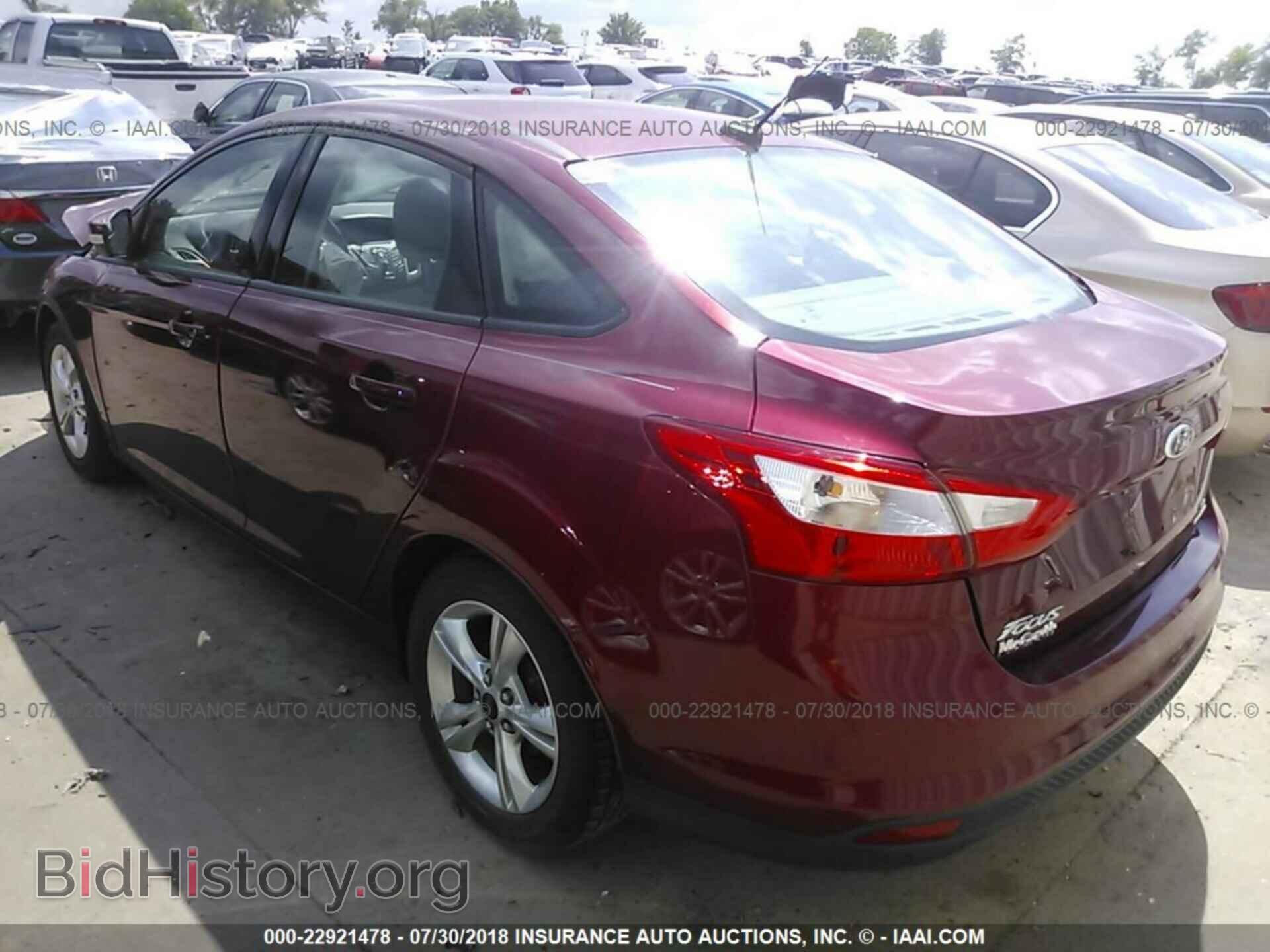 2013 Ford Focus - VIN: 1FADP3F21DL120472 - Фото 3
