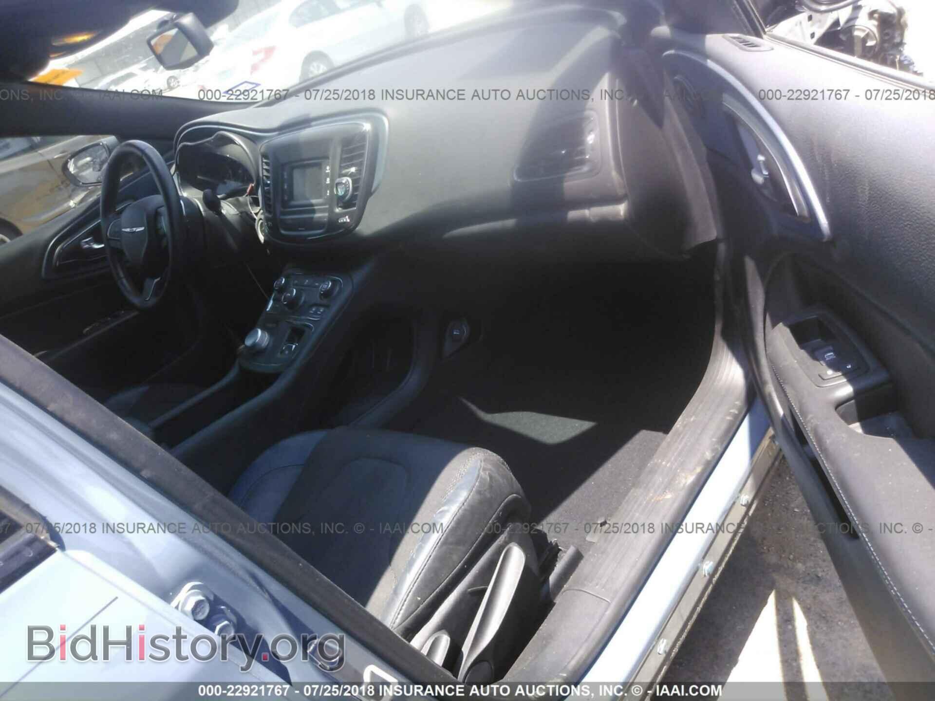 2015 Chrysler 200 - VIN: 1C3CCCBB5FN682524 - Photo 5