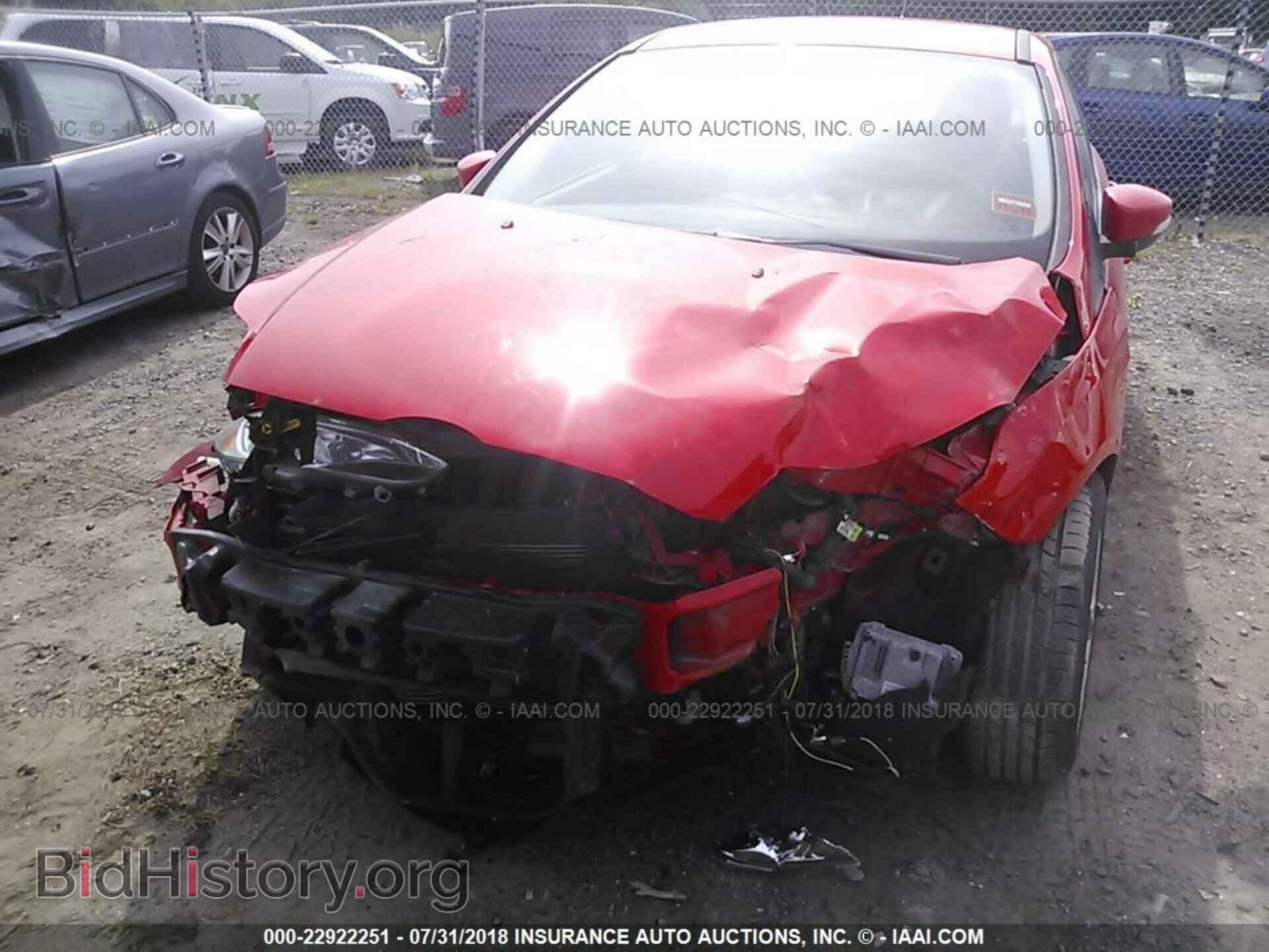 2014 Ford Focus - VIN: 1FADP3F27EL112653 - Photo 6