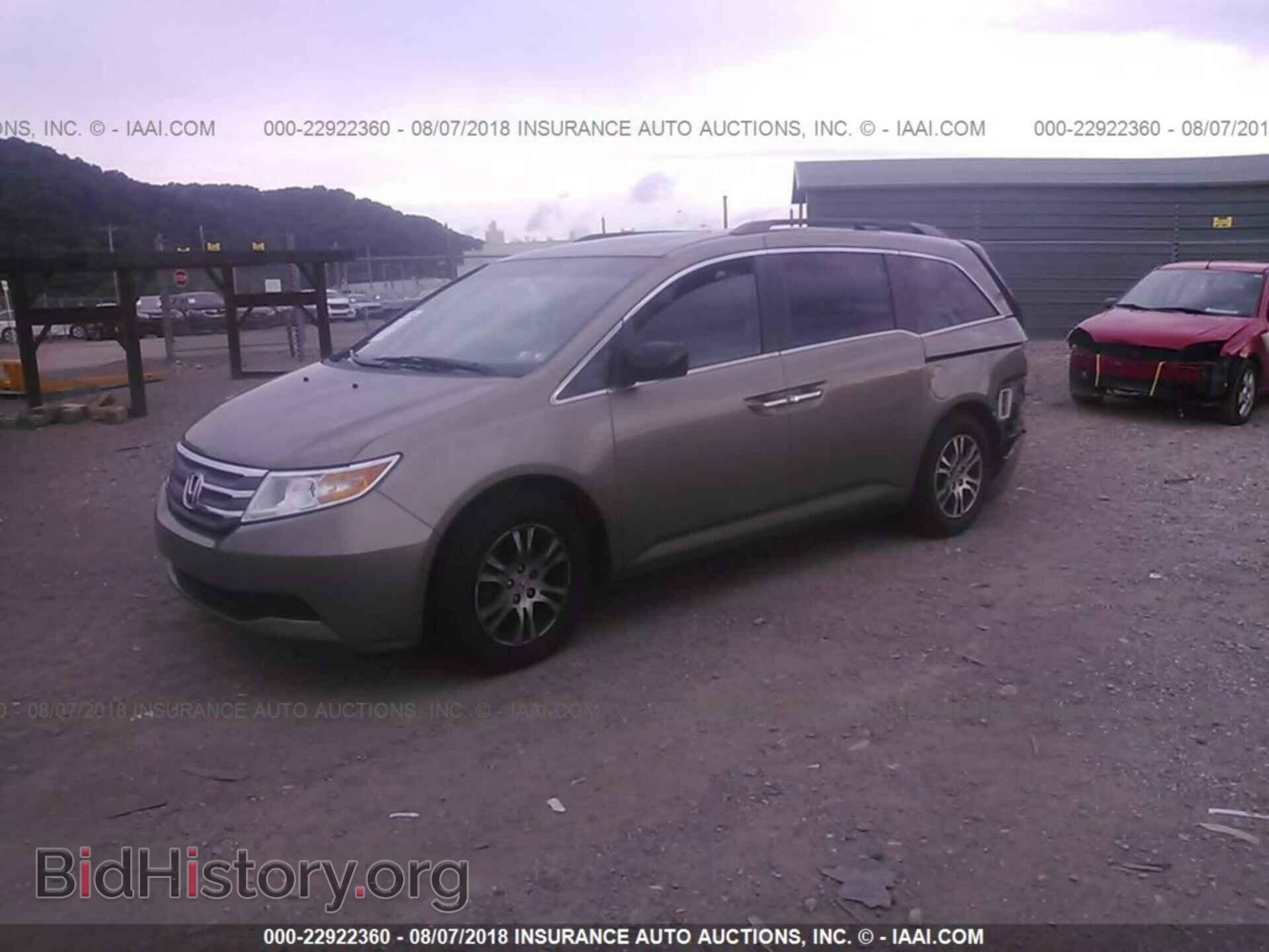 2012 Honda Odyssey - VIN: 5FNRL5H61CB033034 - Фото 2