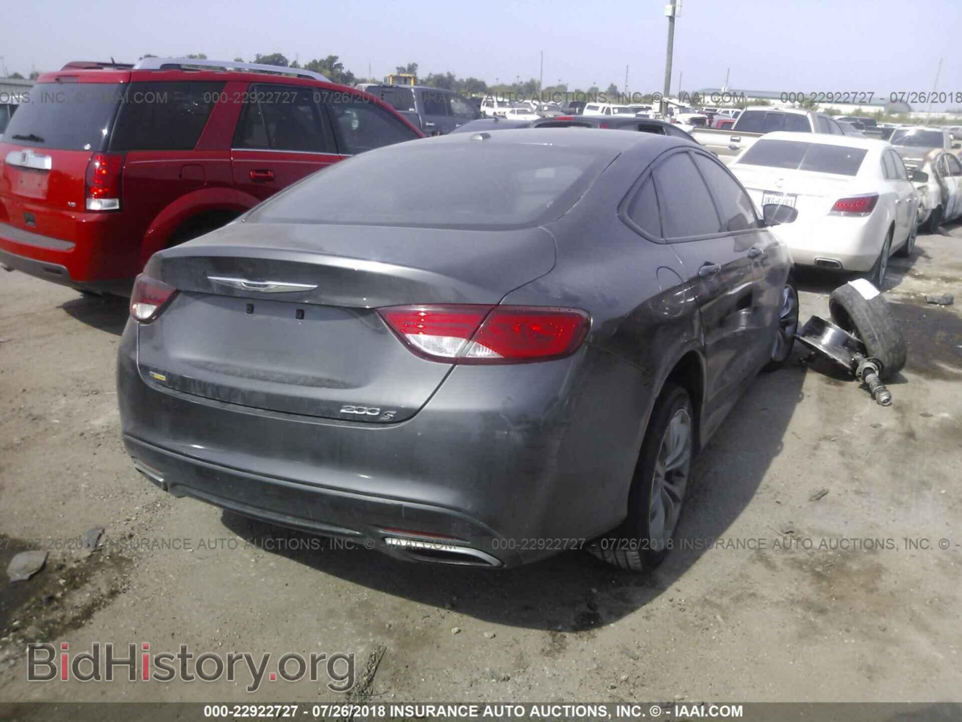 2015 Chrysler 200 - VIN: 1C3CCCBBXFN578997 - Фото 4