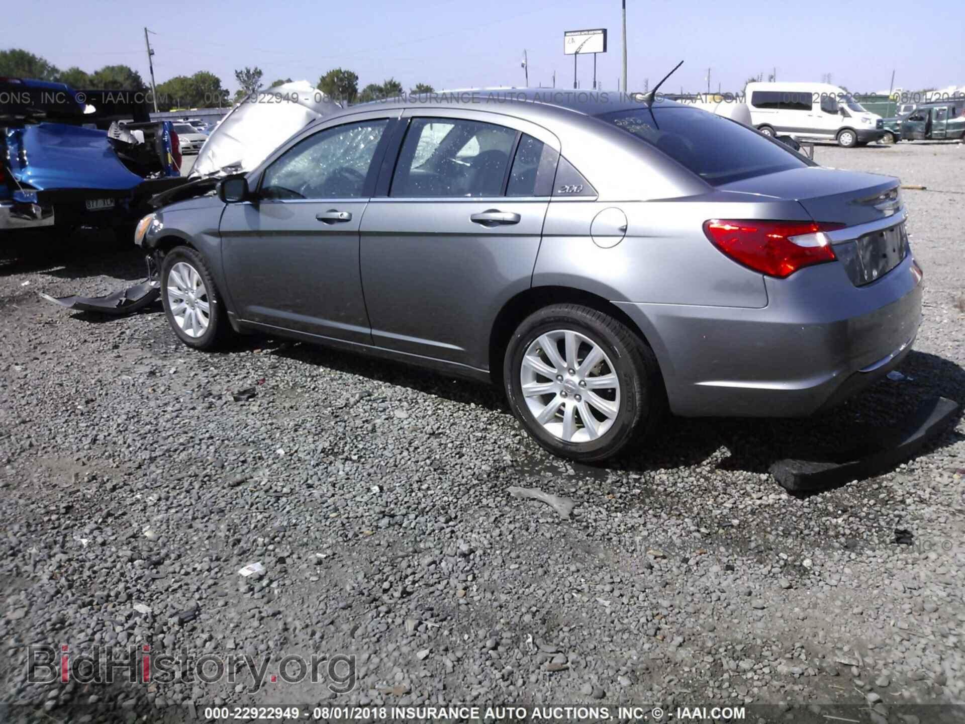 2013 Chrysler 200 - VIN: 1C3CCBBB4DN672669 - Фото 3