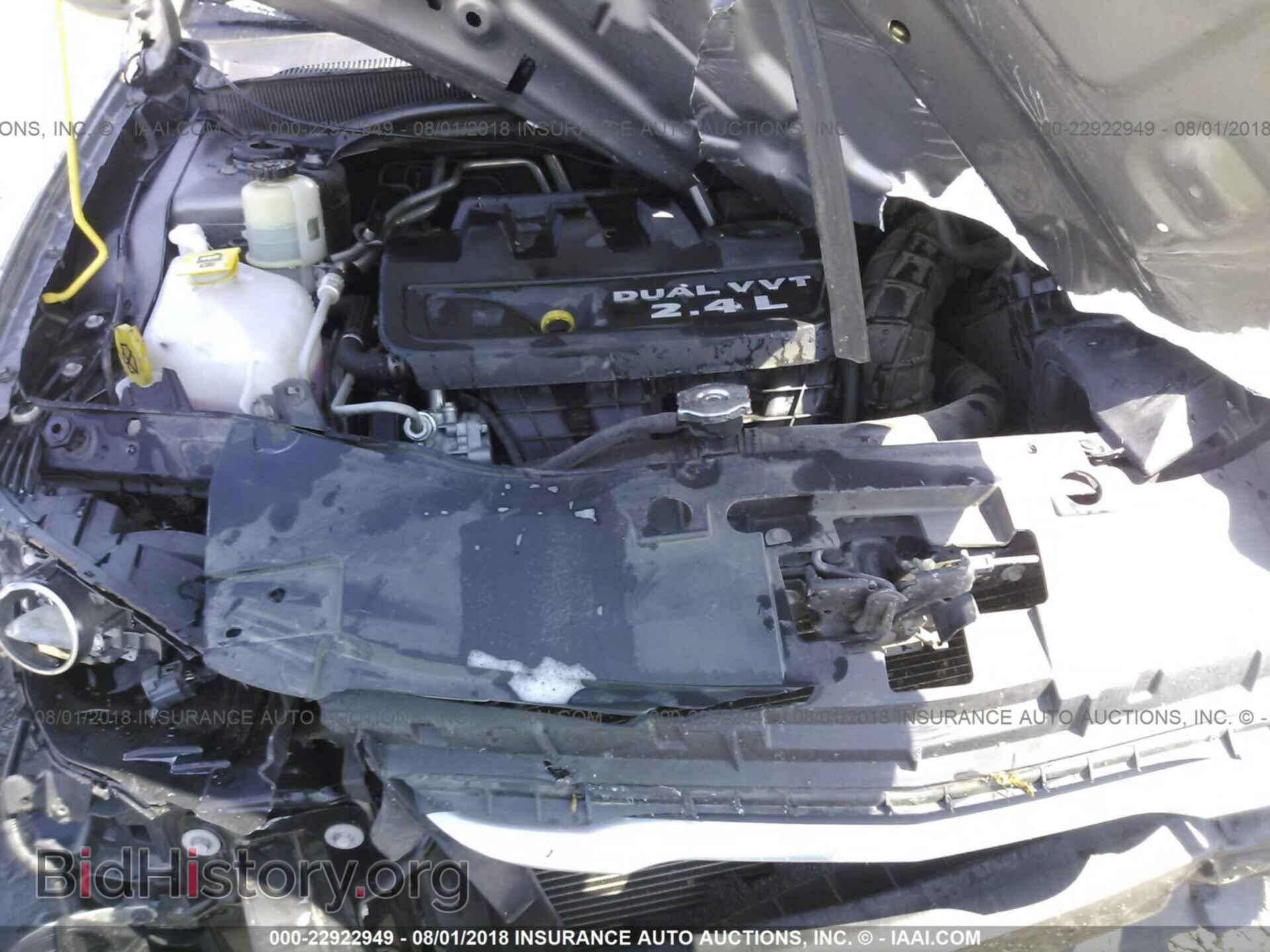 2013 Chrysler 200 - VIN: 1C3CCBBB4DN672669 - Фото 10
