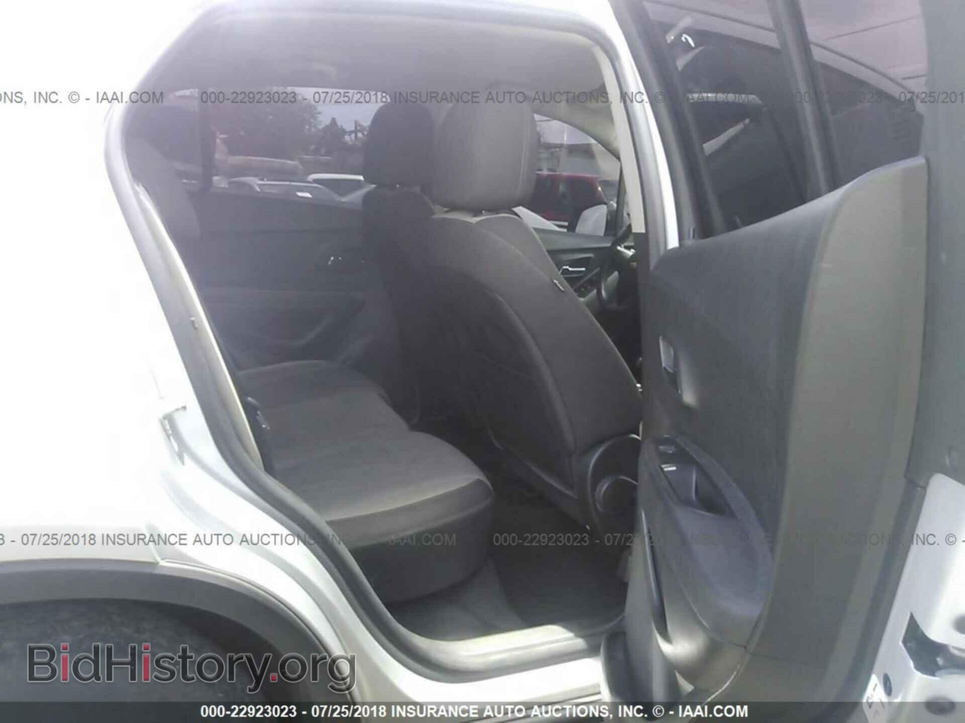2015 Chevrolet Trax - VIN: KL7CJKSB9FB235690 - Photo 8