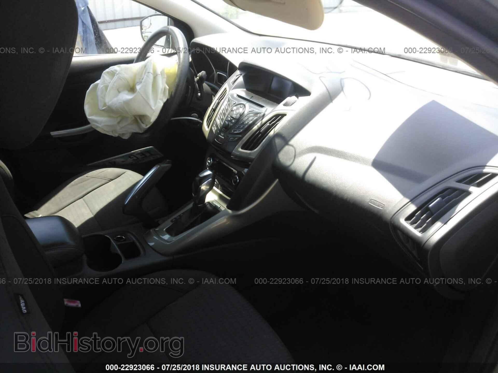 2012 Ford Focus - VIN: 1FAHP3H24CL371872 - Фото 5