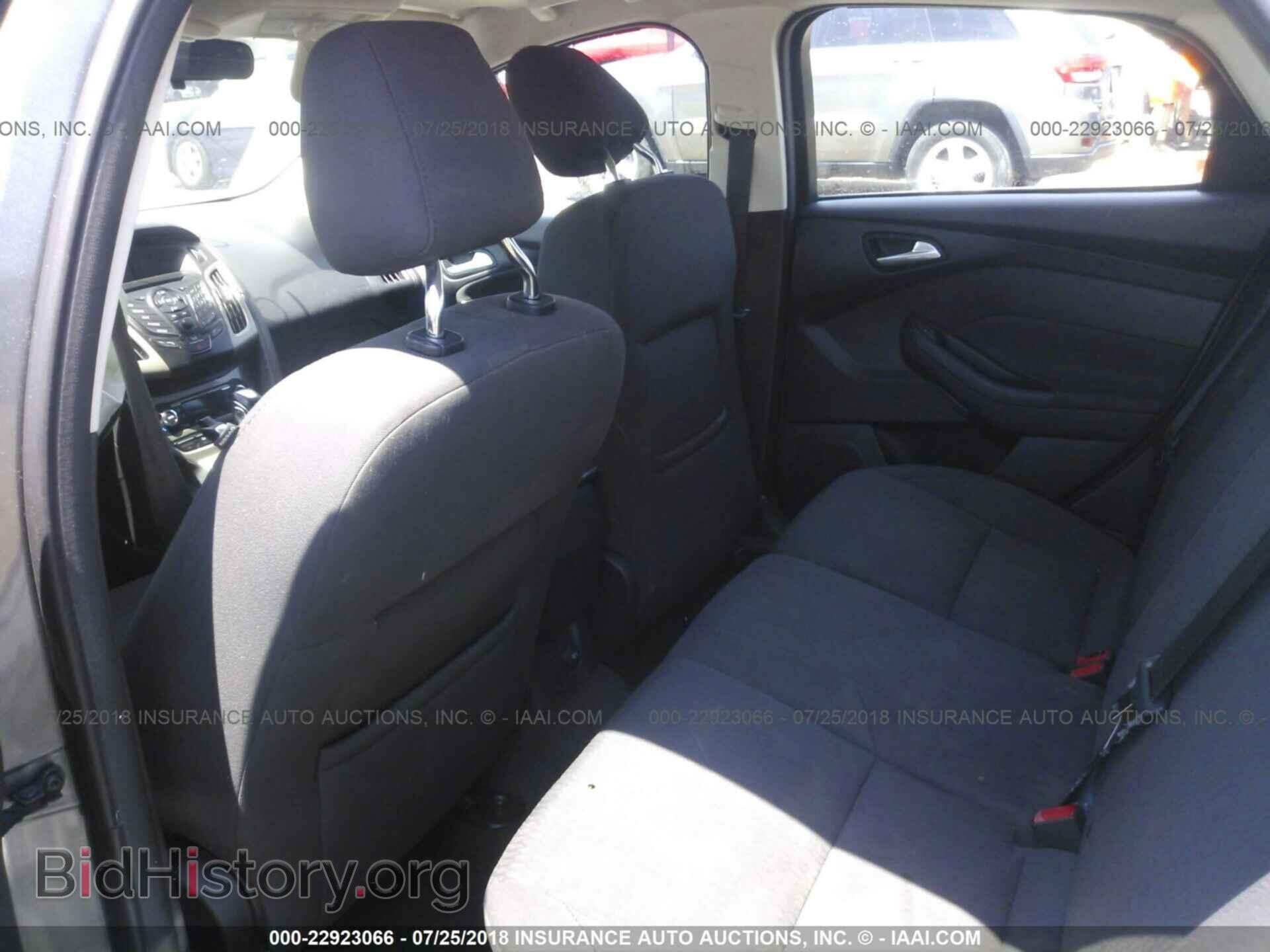 2012 Ford Focus - VIN: 1FAHP3H24CL371872 - Фото 8