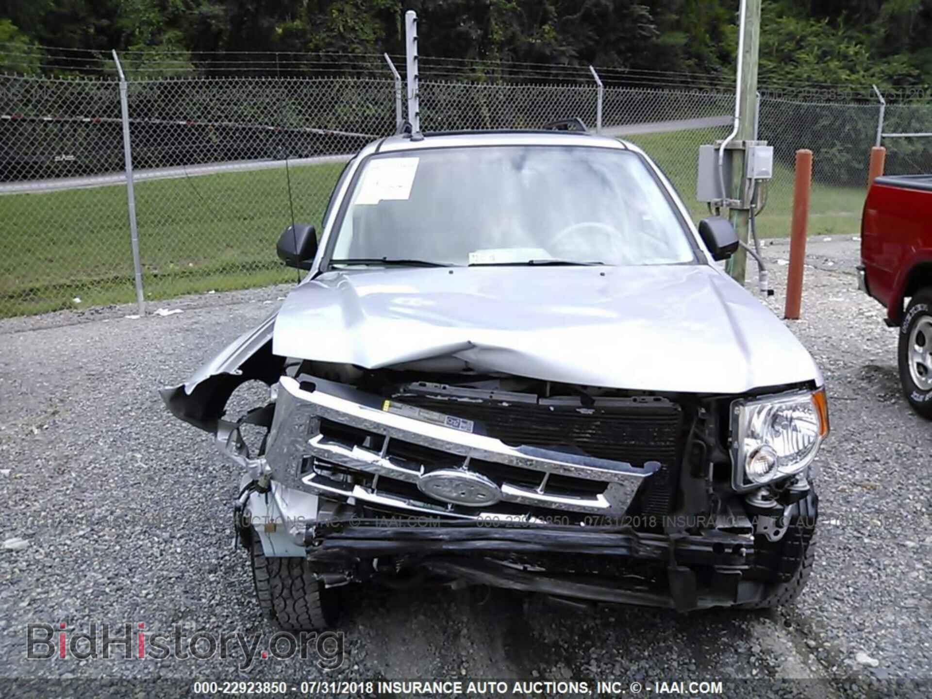 2011 Ford Escape - VIN: 1FMCU9D75BKC22565 - Фото 6