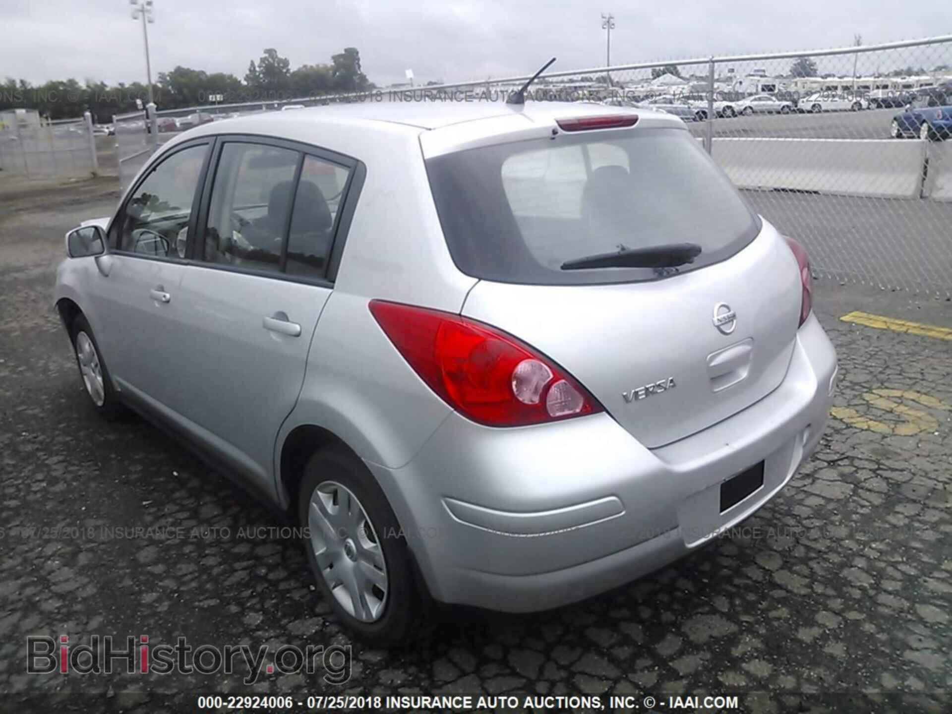2011 Nissan Versa - VIN: 3N1BC1CP8BL498861 - Фото 3