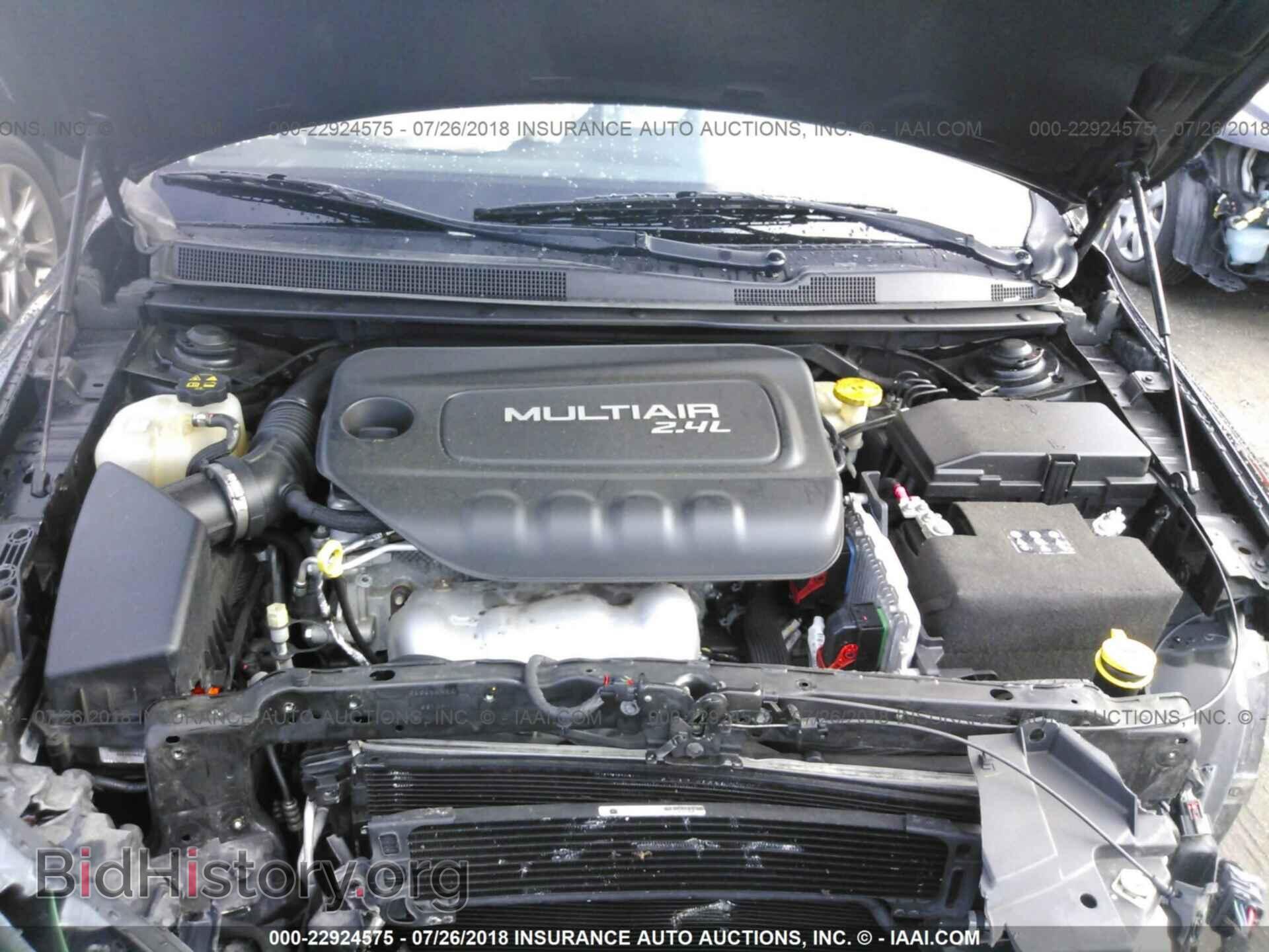 2015 Chrysler 200 - VIN: 1C3CCCAB1FN525879 - Фото 10