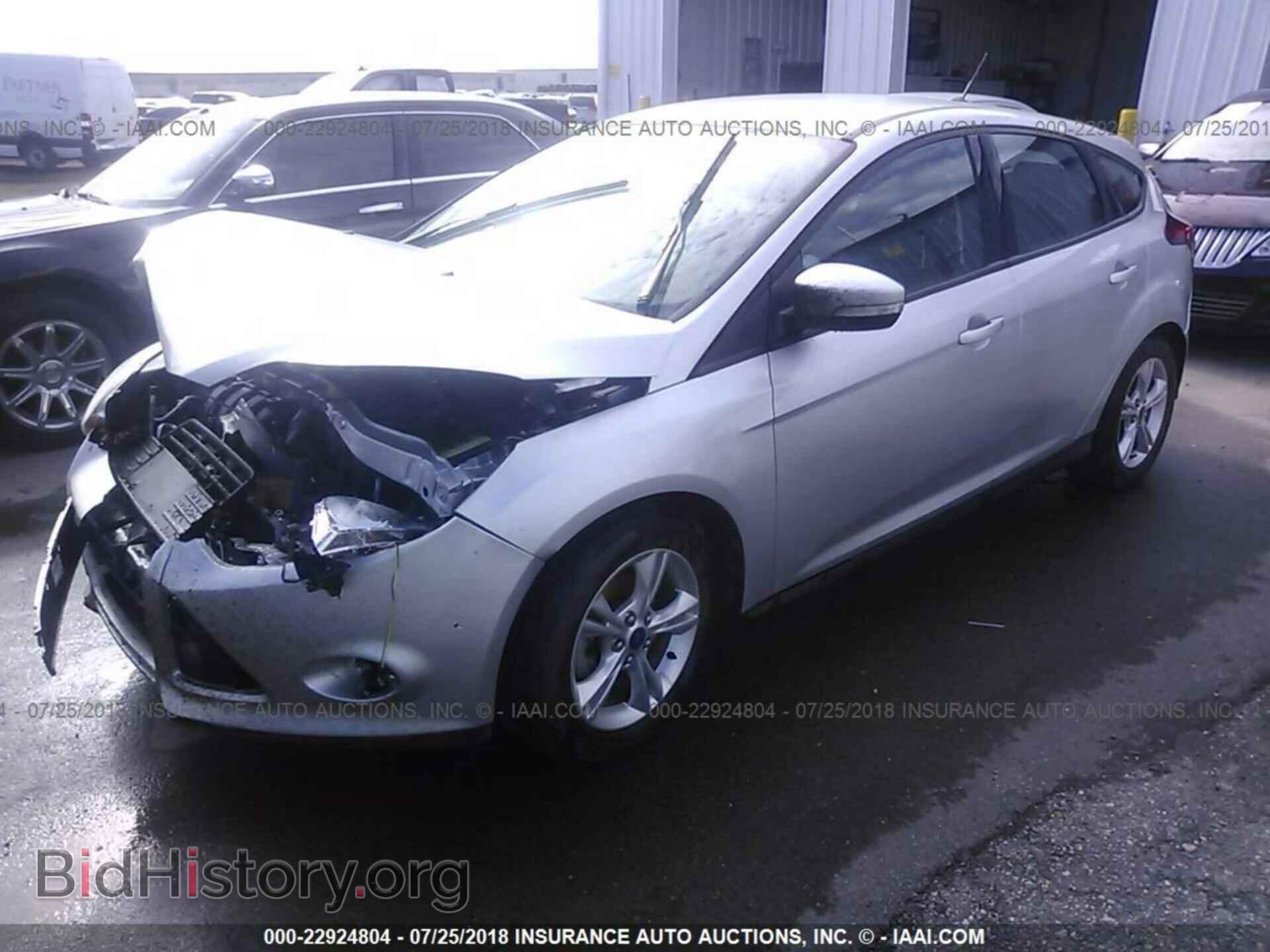 2014 Ford Focus - VIN: 1FADP3K27EL280833 - Photo 2