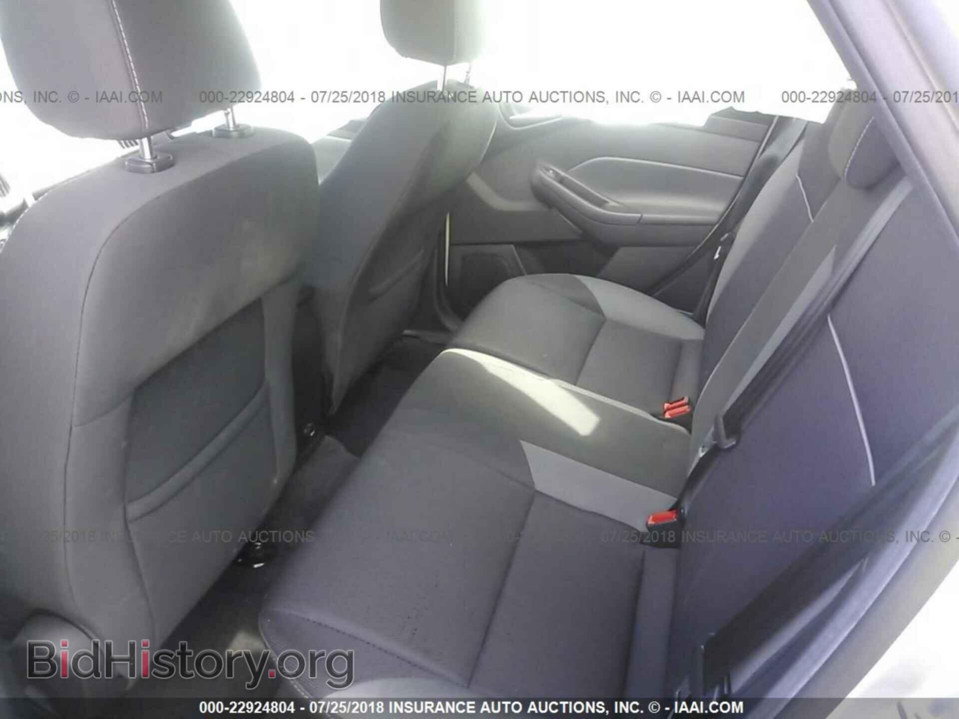 2014 Ford Focus - VIN: 1FADP3K27EL280833 - Photo 8