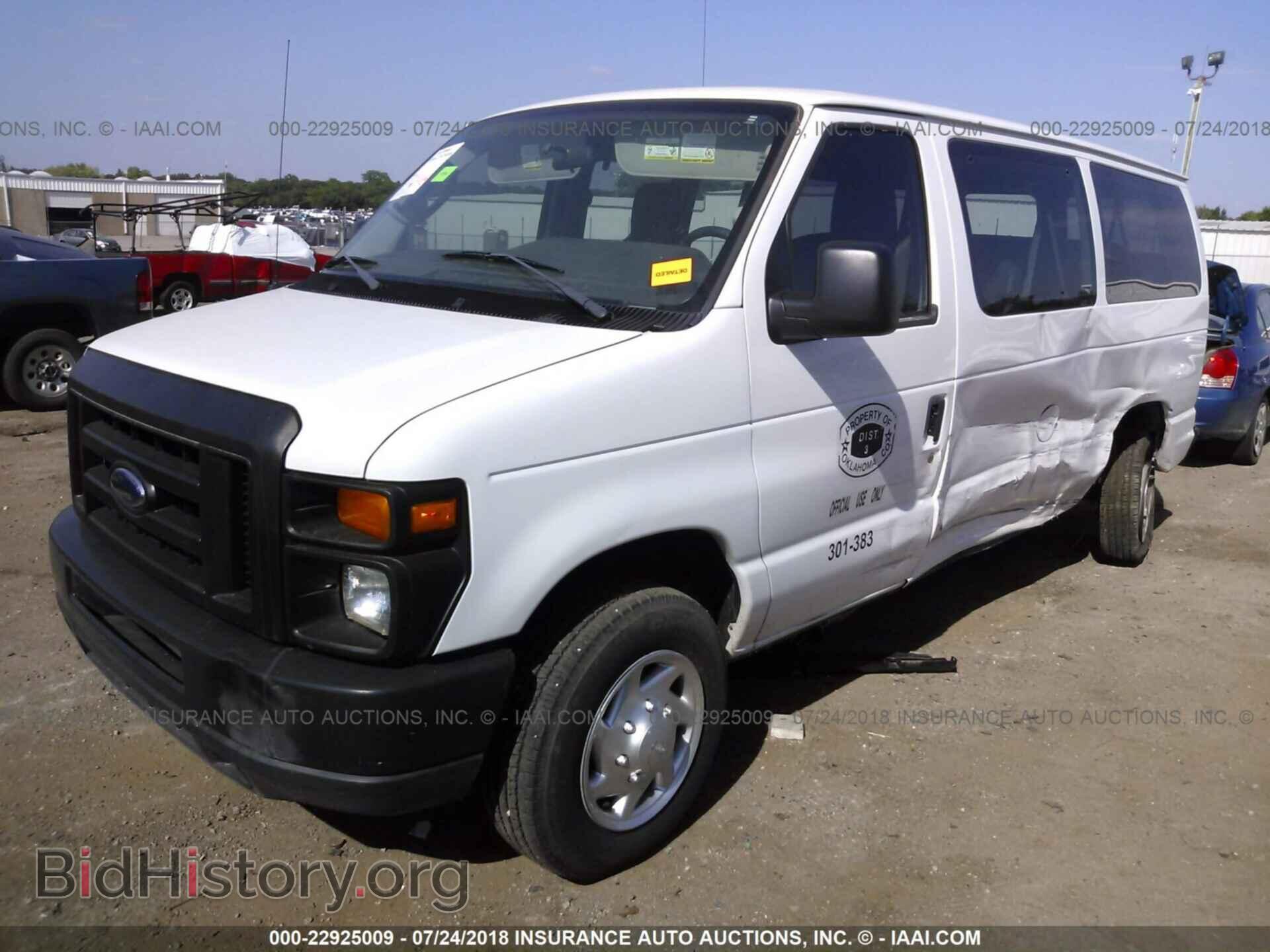 2012 Ford Econoline - VIN: 1FBNE3BL6CDA38429 - Фото 2