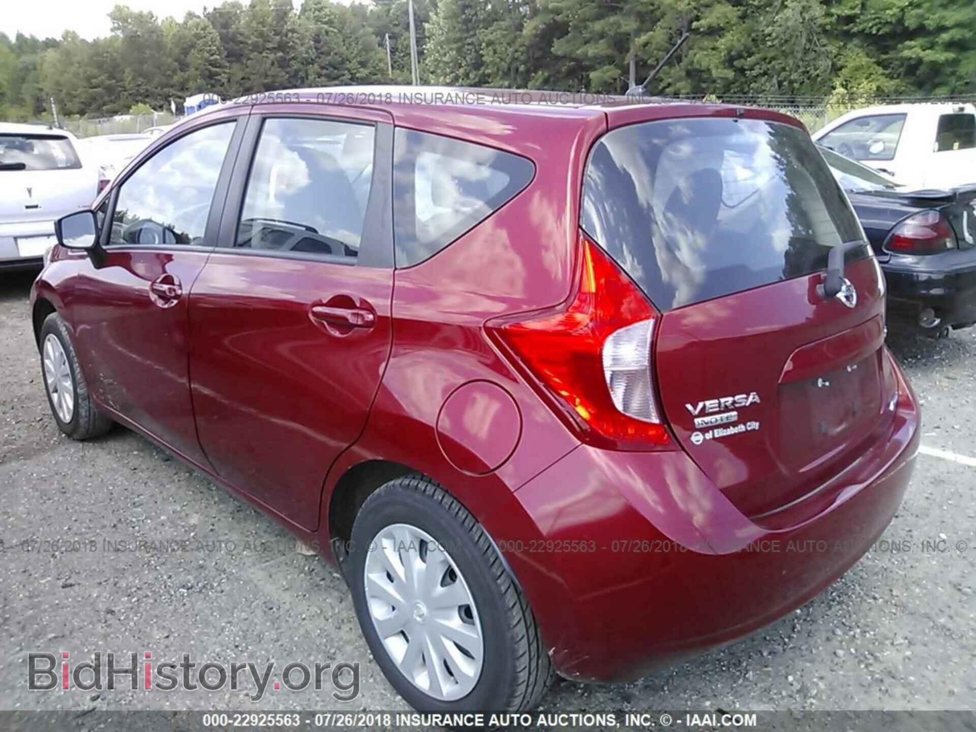 2015 Nissan Versa note - VIN: 3N1CE2CP8FL369609 - Фото 3