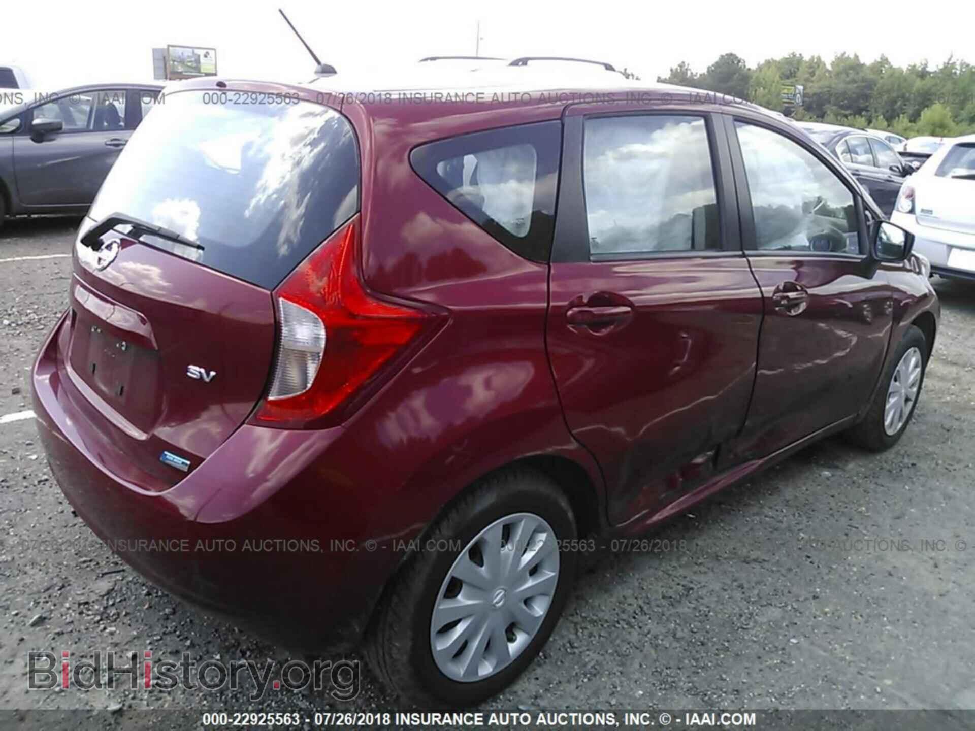 2015 Nissan Versa note - VIN: 3N1CE2CP8FL369609 - Фото 4