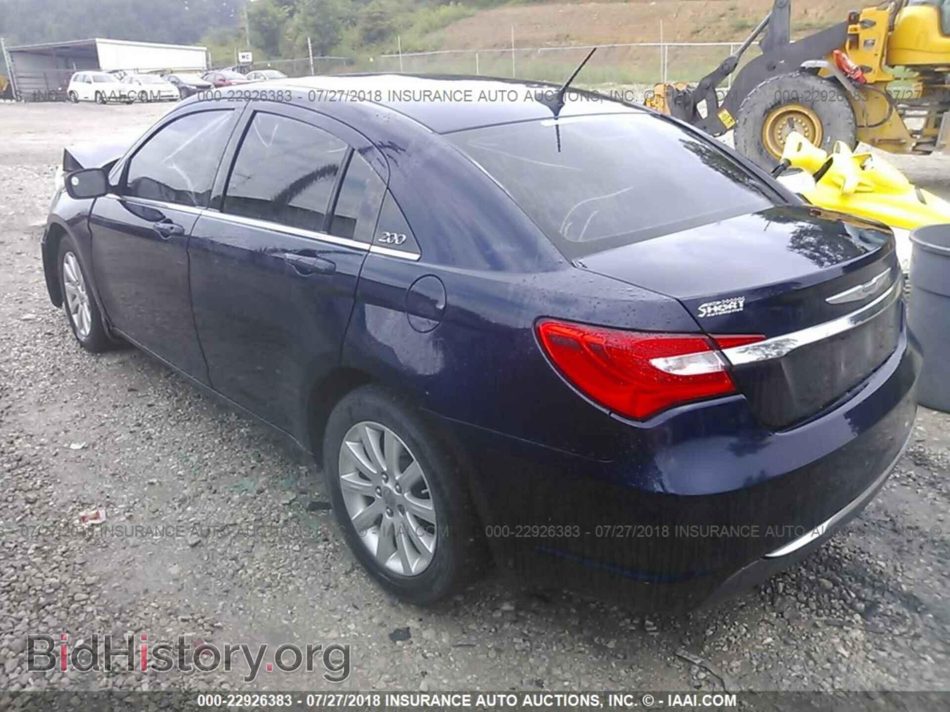 2013 Chrysler 200 - VIN: 1C3CCBBB6DN592841 - Photo 3