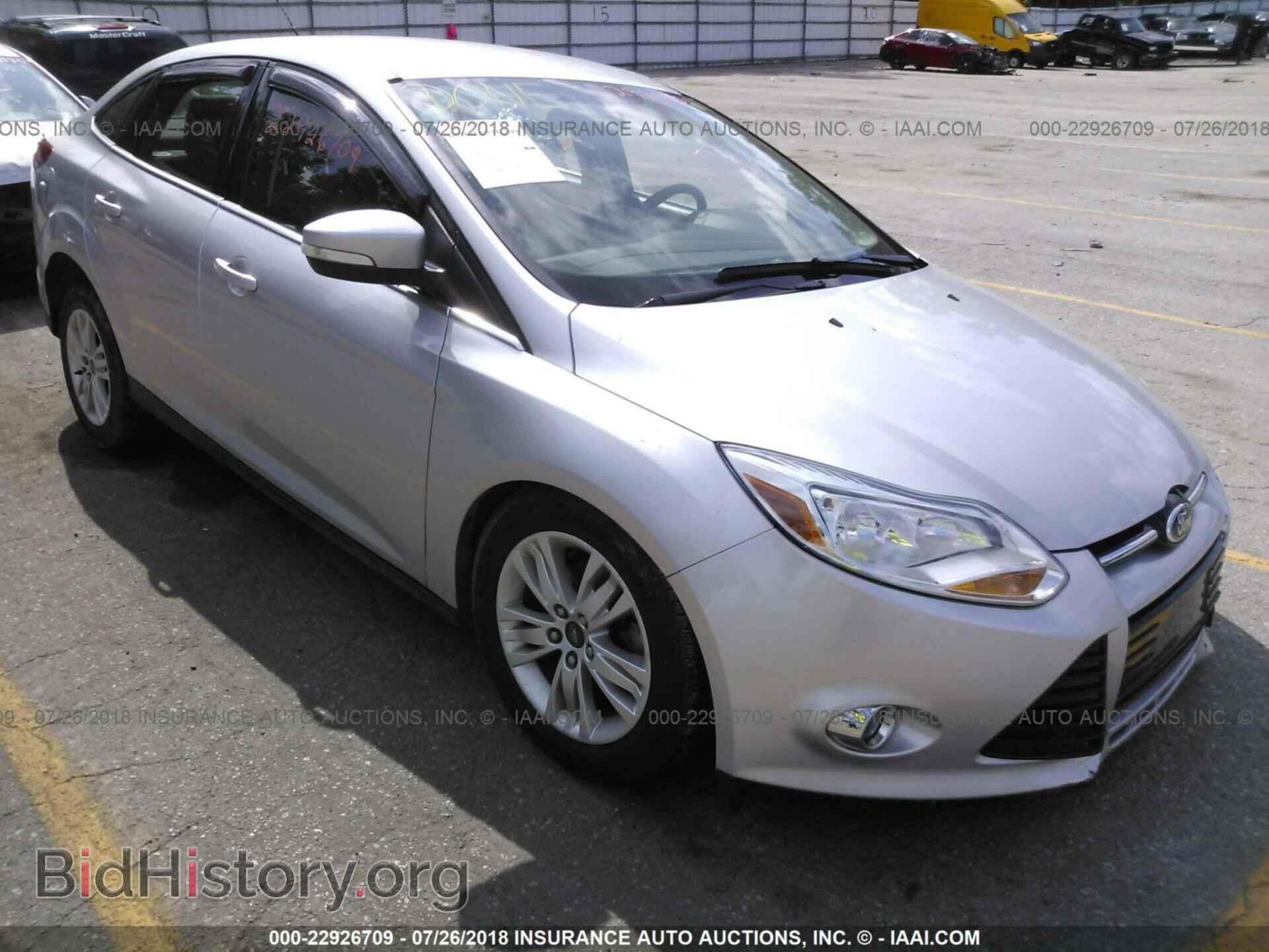 Photo 1FAHP3H28CL449098 - Ford Focus 2012