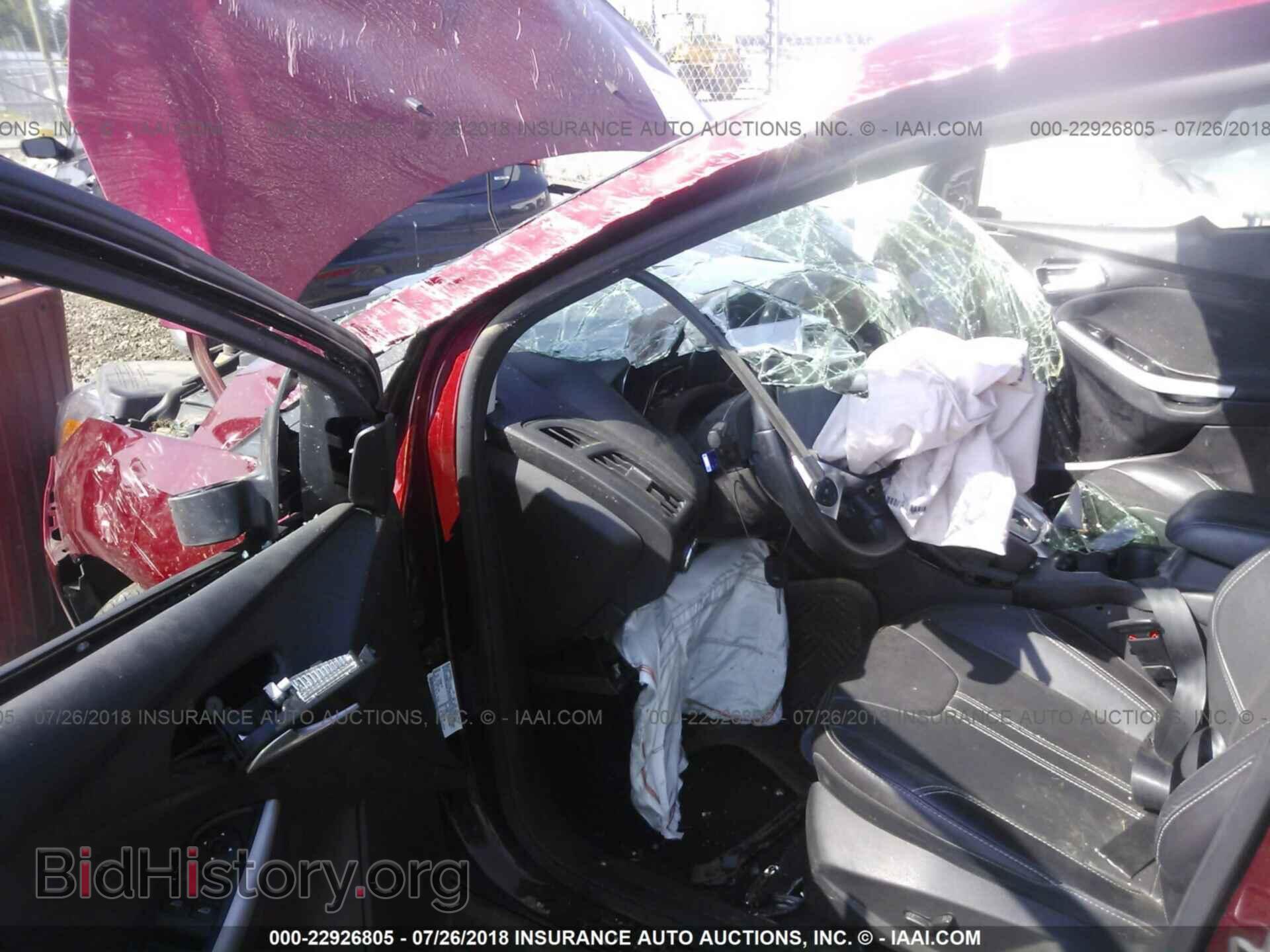 2014 Ford Focus - VIN: 1FADP3F25EL279853 - Photo 5