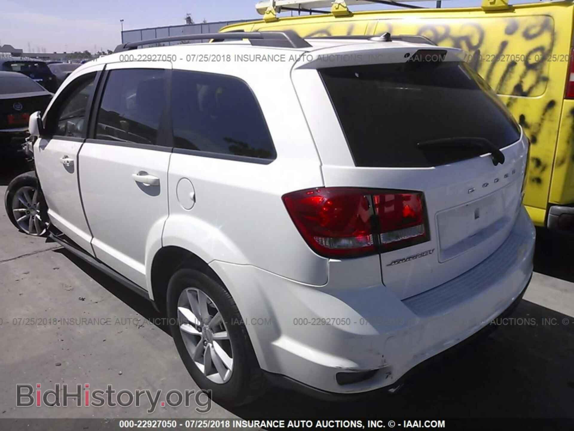 2016 Dodge Journey - VIN: 3C4PDCBG4GT181518 - Фото 3