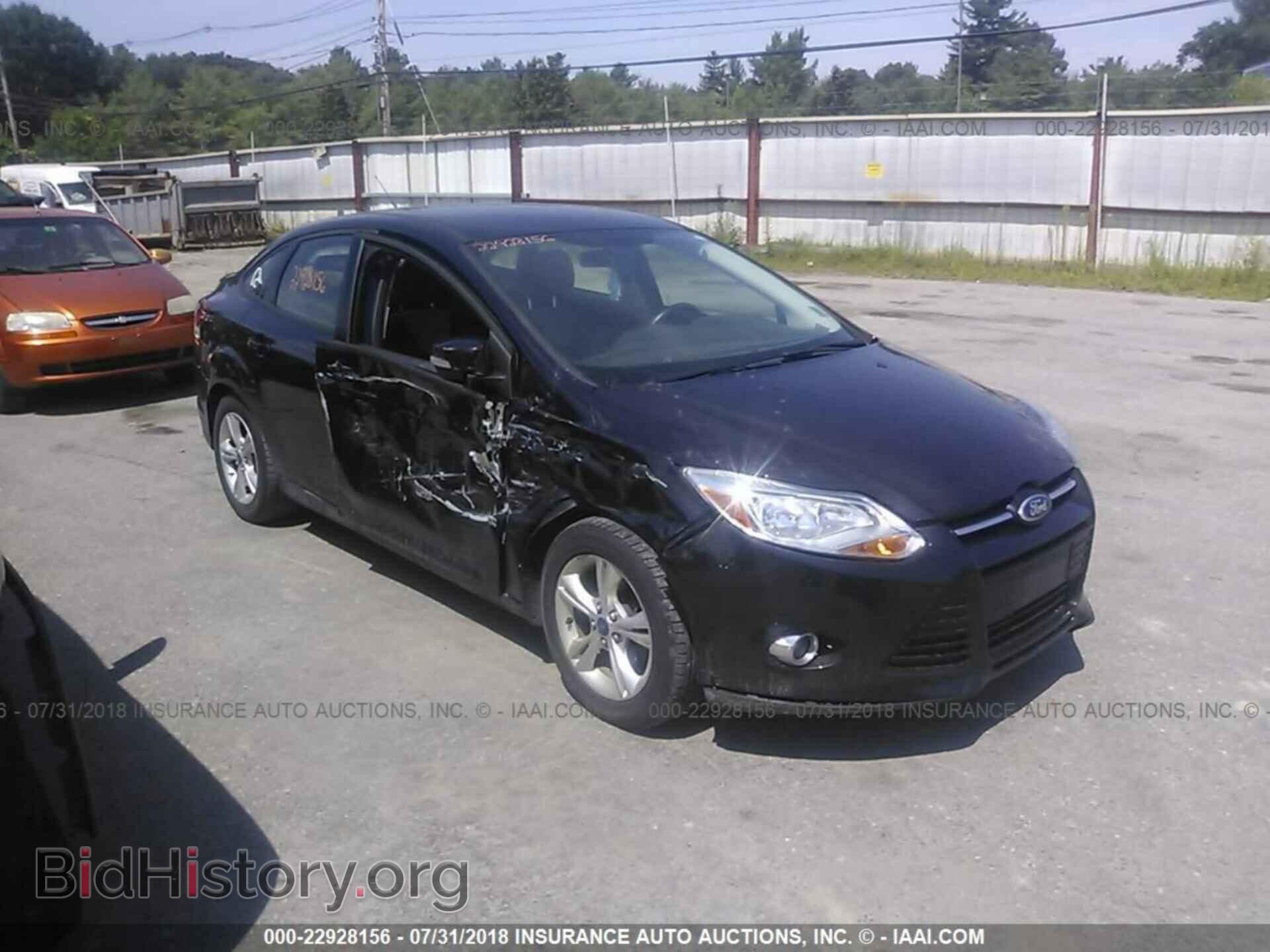 Фотография 1FAHP3F28CL398897 - Ford Focus 2012
