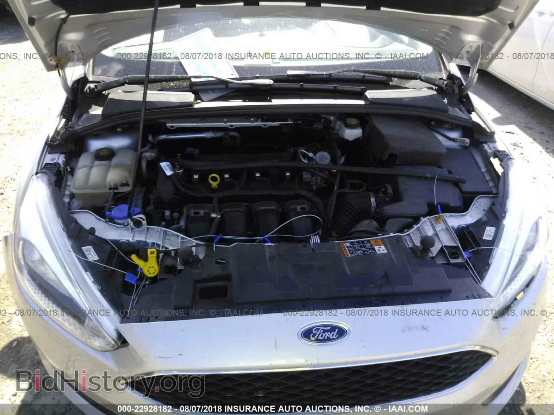2017 Ford Focus - VIN: 1FADP3F2XHL286298 - Фото 10