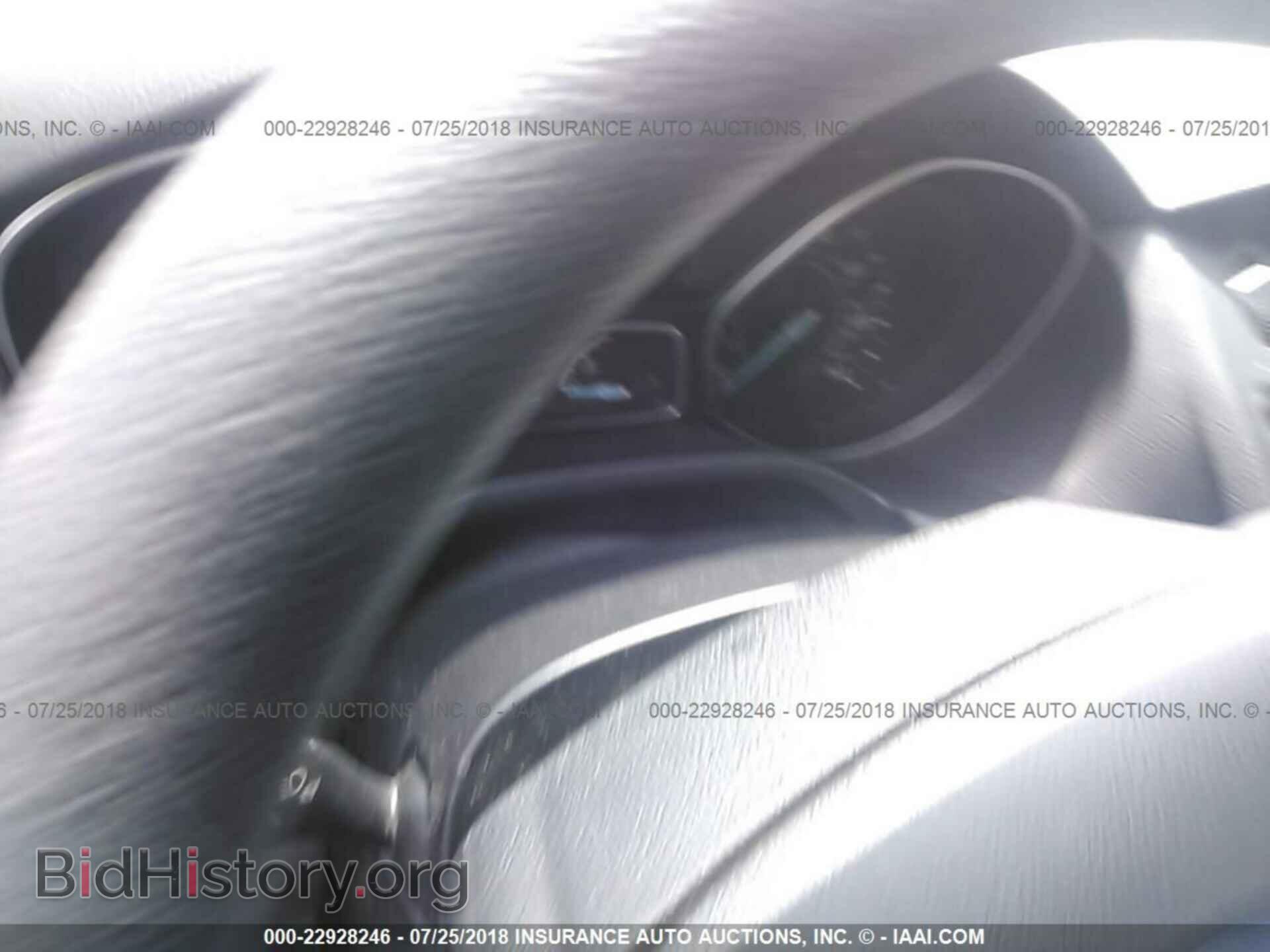 2016 Ford Focus - VIN: 1FADP3F28GL247515 - Photo 7