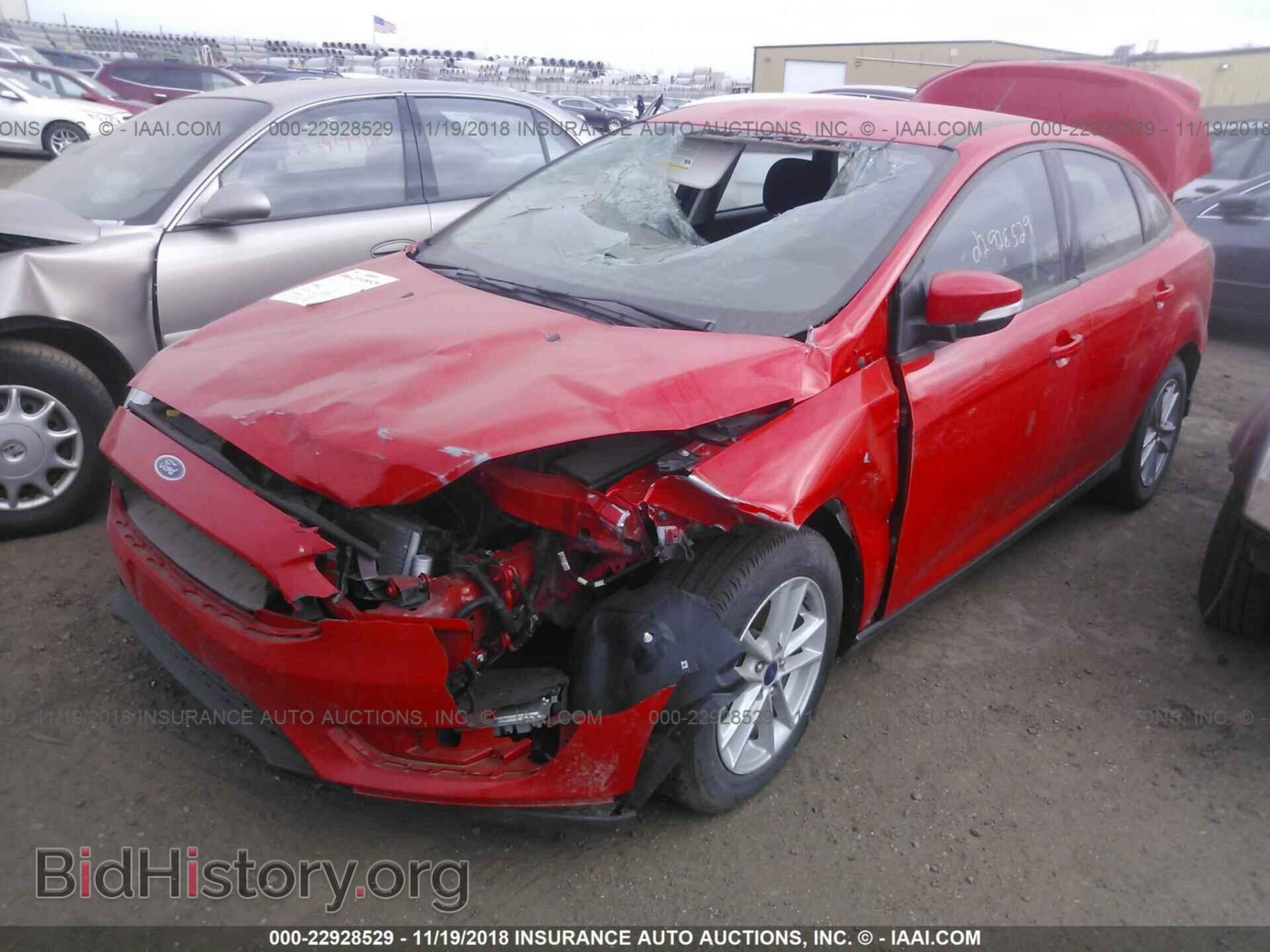 2017 Ford Focus - VIN: 1FADP3FE6HL308209 - Фото 2