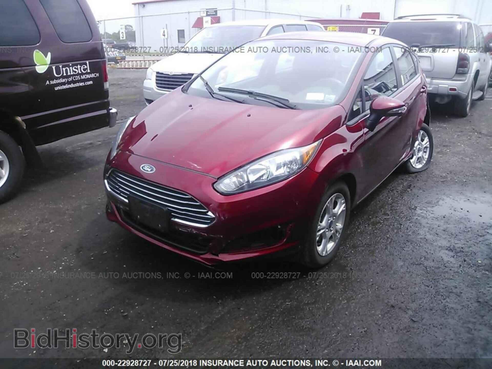 2014 Ford Fiesta - VIN: 3FADP4EJ4EM233945 - Фото 2