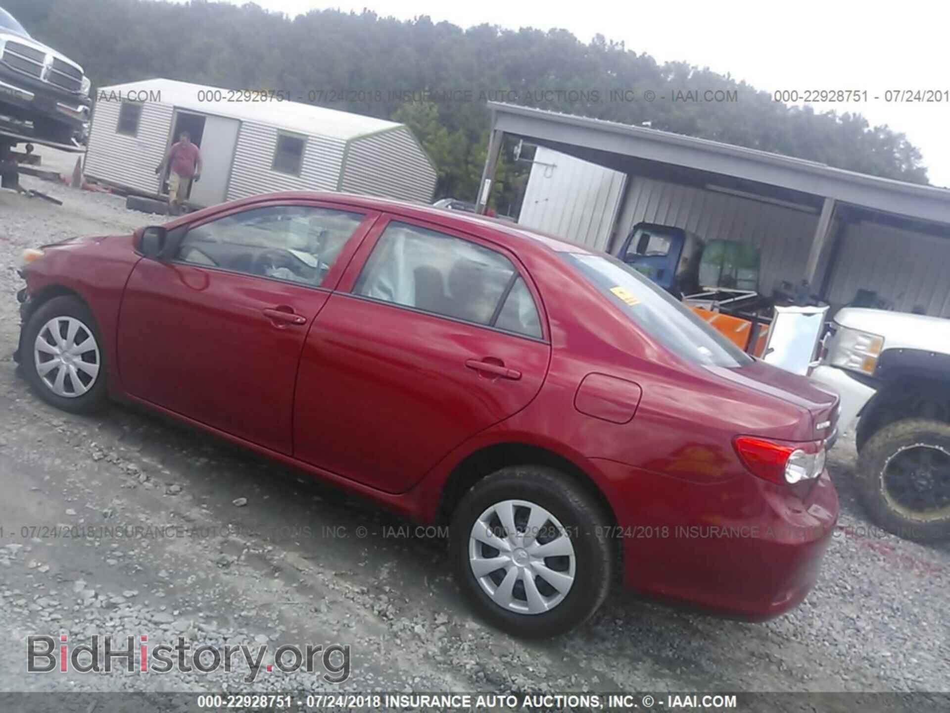 2013 Toyota Corolla - VIN: 5YFBU4EE8DP143041 - Фото 3
