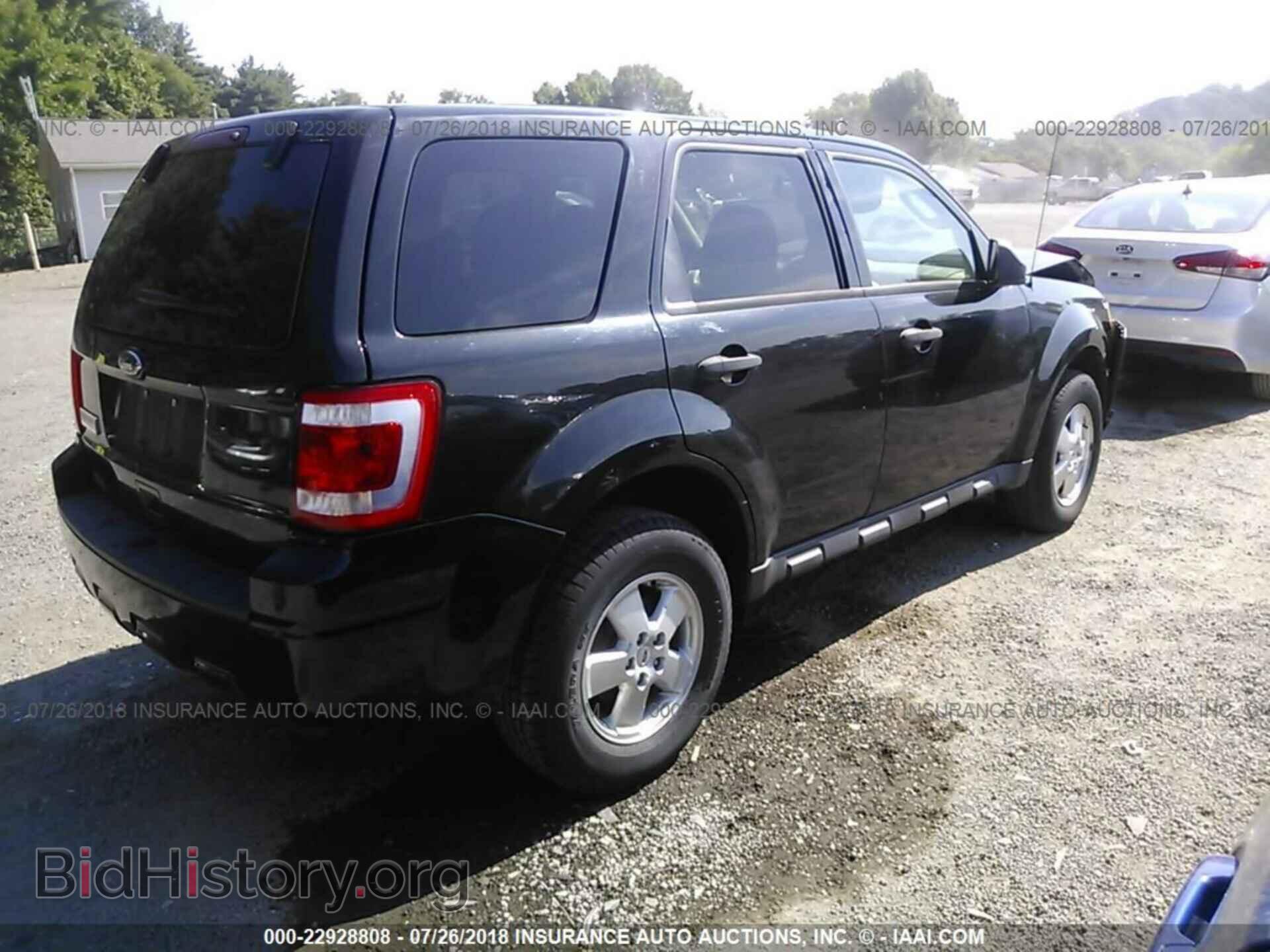 2011 Ford Escape - VIN: 1FMCU0C74BKB85764 - Фото 4