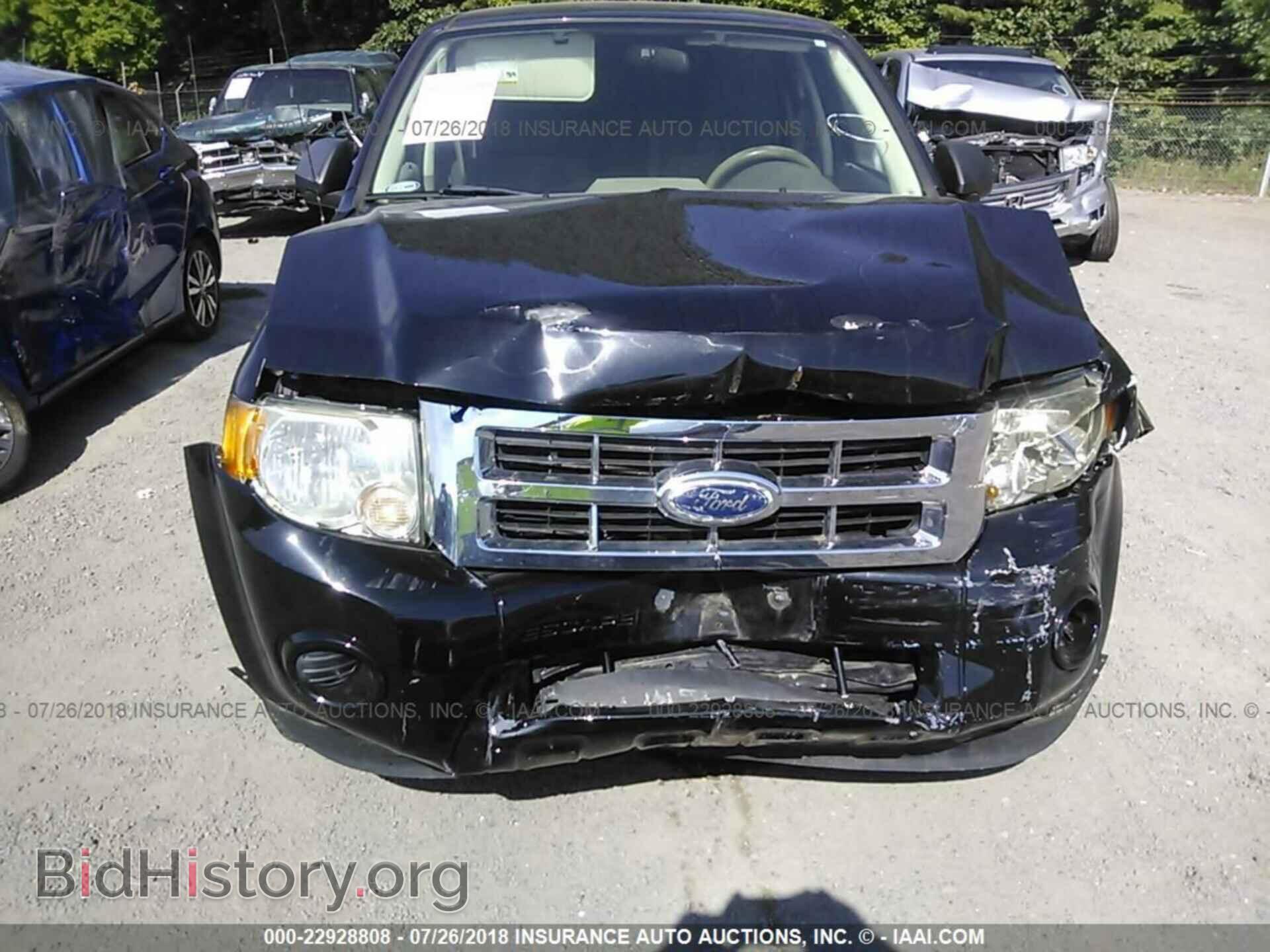 2011 Ford Escape - VIN: 1FMCU0C74BKB85764 - Фото 6