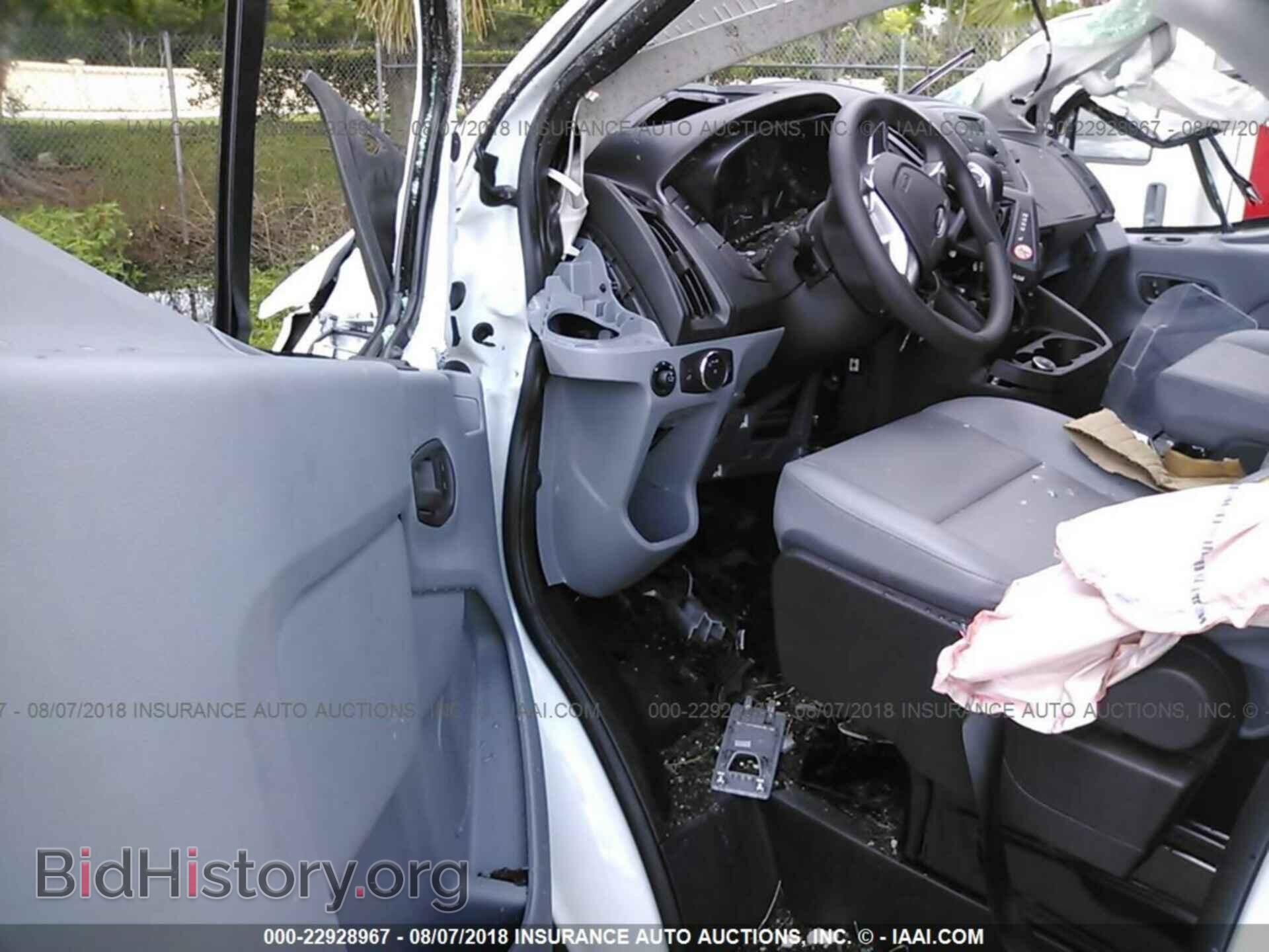 2018 Ford Transit - VIN: 1FTYR1ZM2JKB02569 - Фото 5