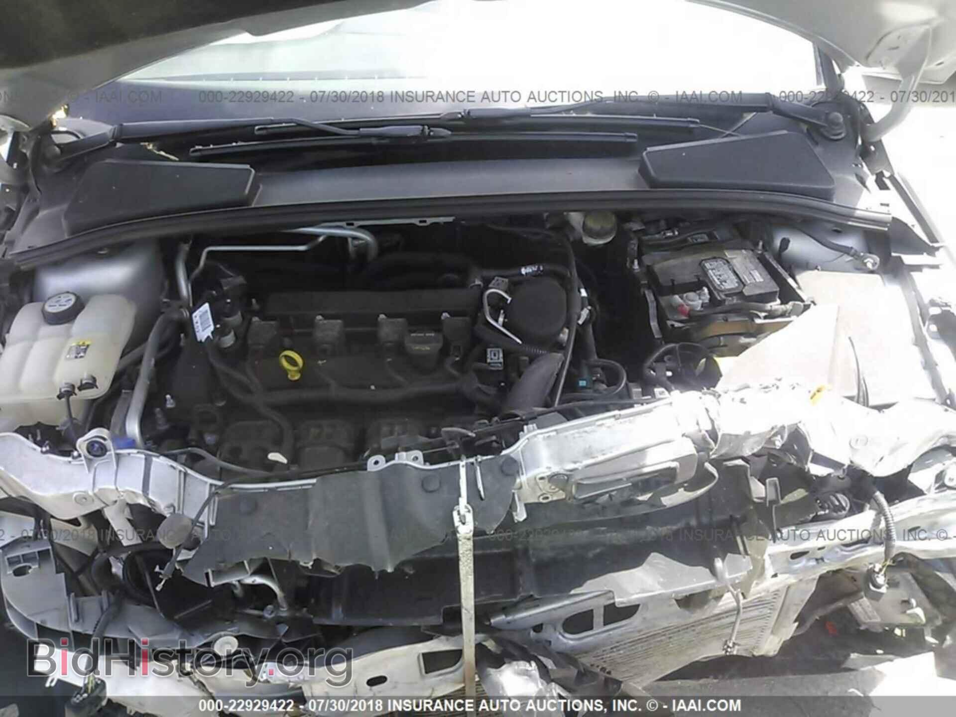2012 Ford Focus - VIN: 1FAHP3M20CL104749 - Photo 10