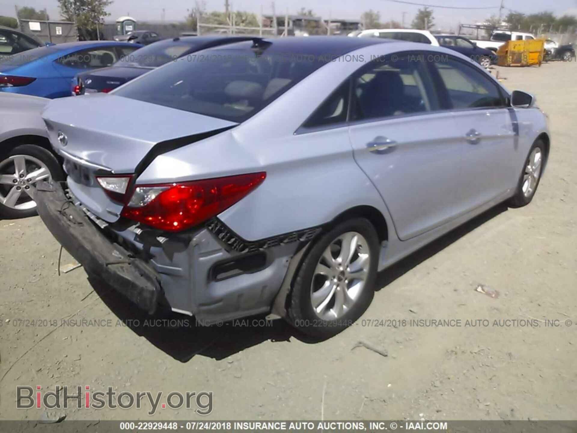2012 Hyundai Sonata - VIN: 5NPEC4AC4CH419585 - Photo 4