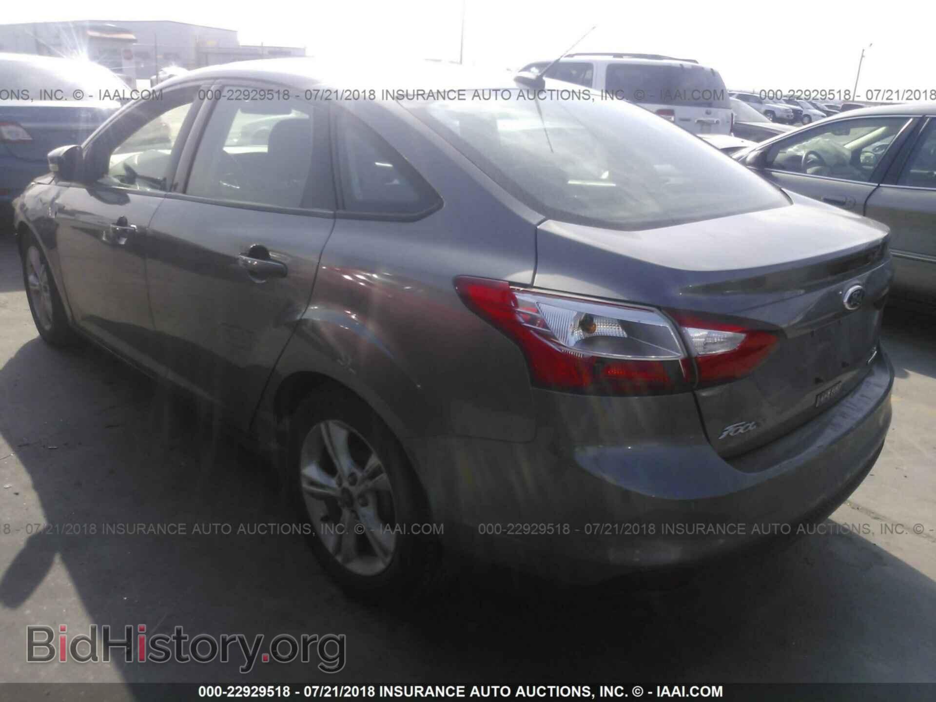 2014 Ford Focus - VIN: 1FADP3F26EL413432 - Фото 3