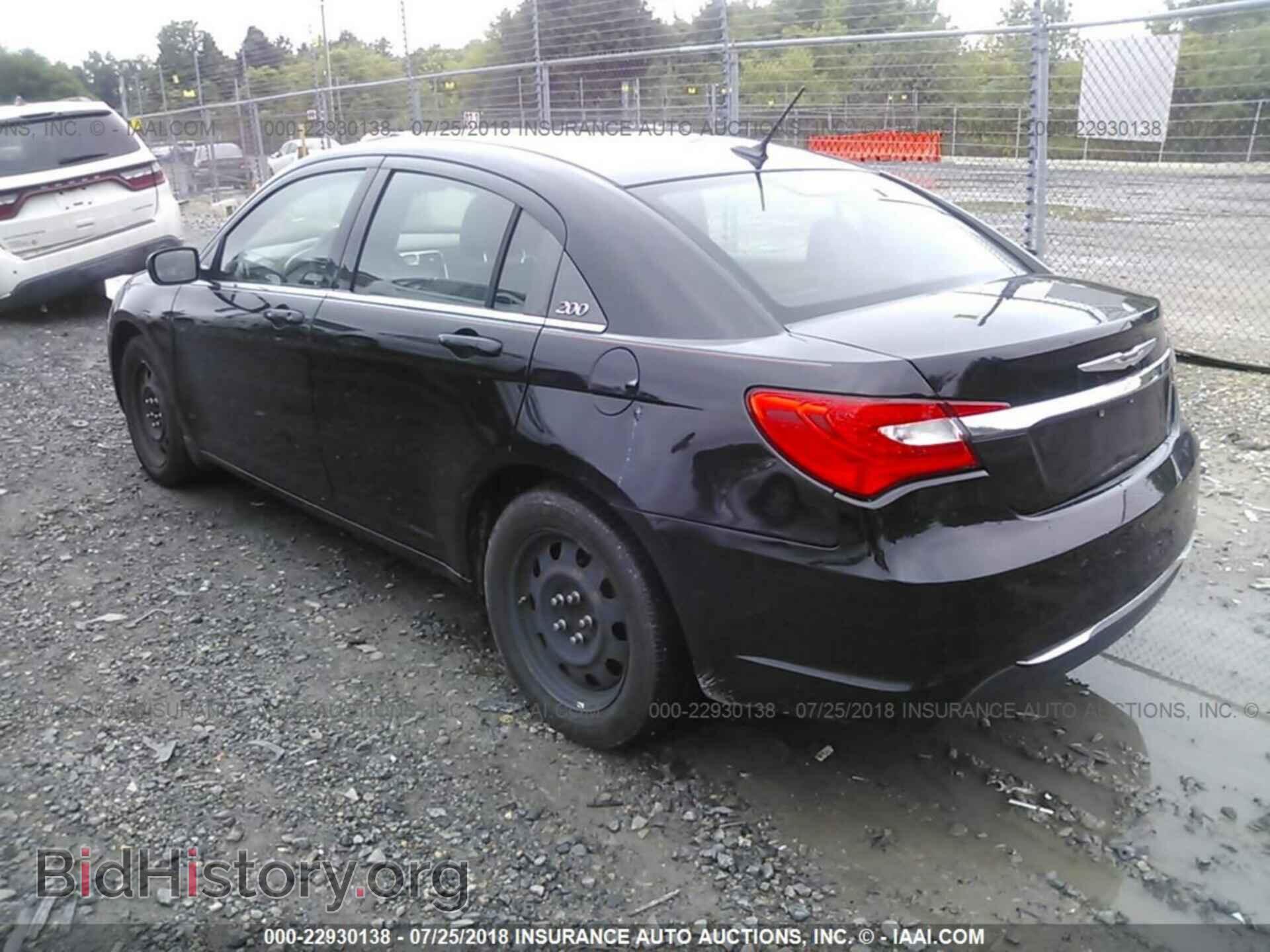 2012 Chrysler 200 - VIN: 1C3CCBAB0CN112843 - Photo 3