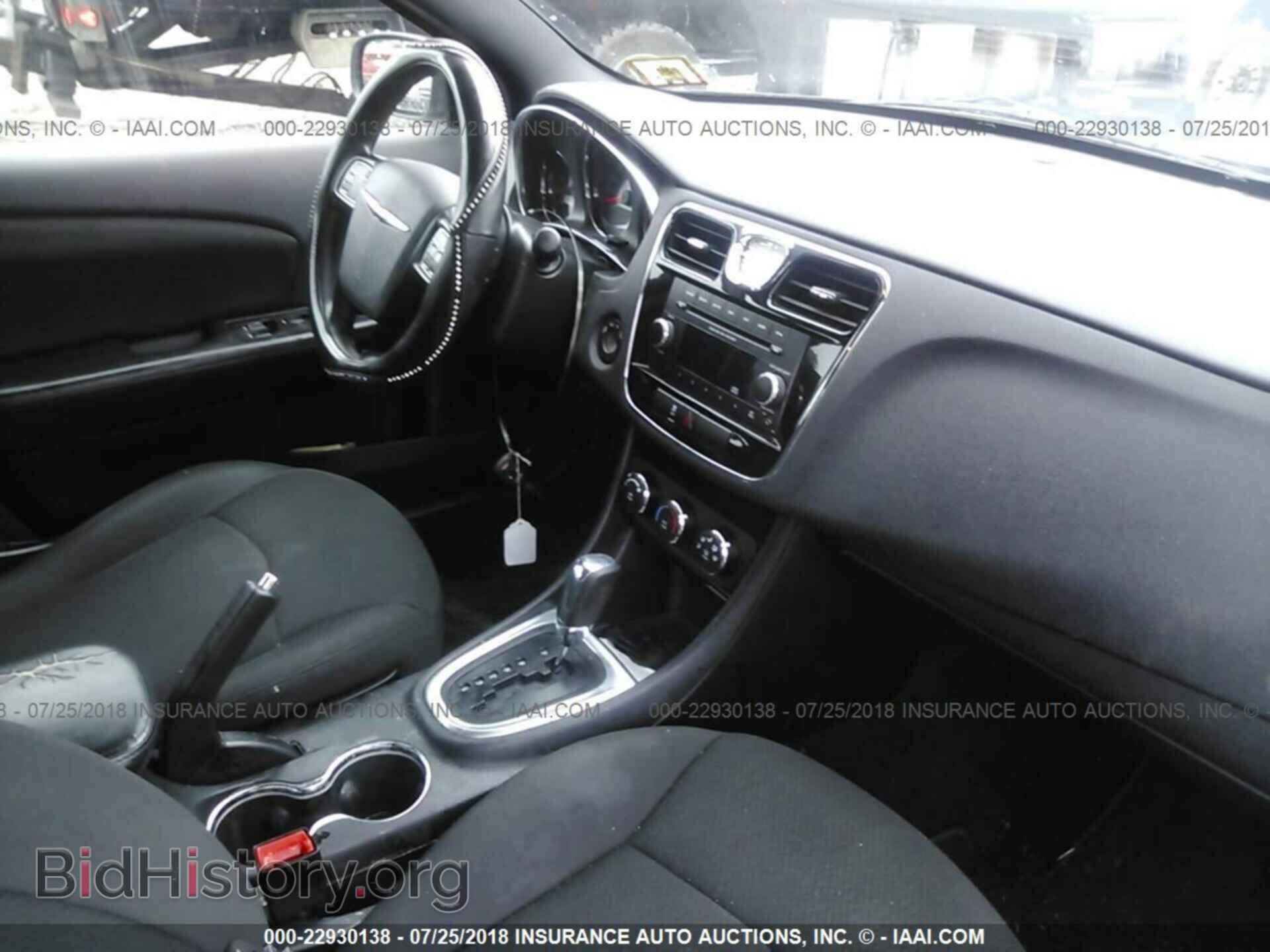 2012 Chrysler 200 - VIN: 1C3CCBAB0CN112843 - Photo 5