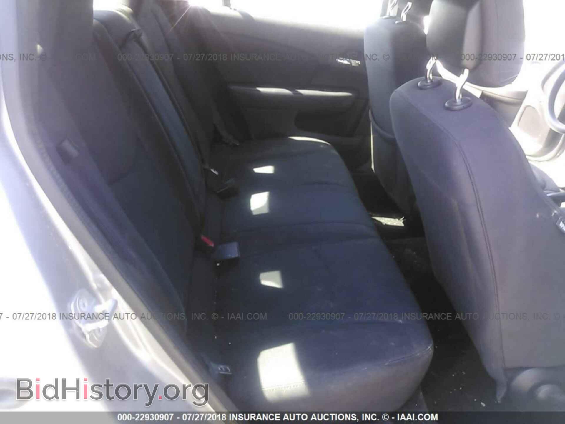 2013 Chrysler 200 - VIN: 1C3CCBAB3DN670493 - Фото 8