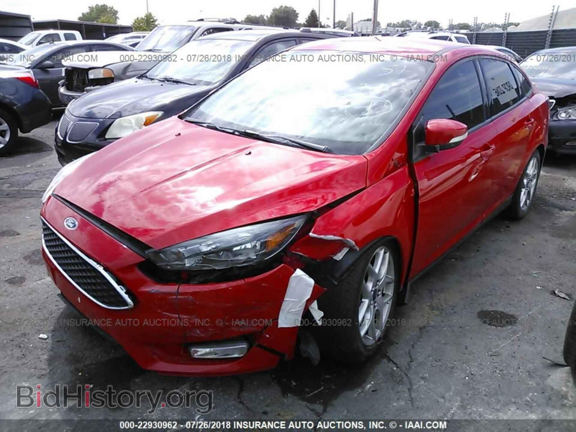 2015 Ford Focus - VIN: 1FADP3F28FL293697 - Photo 2