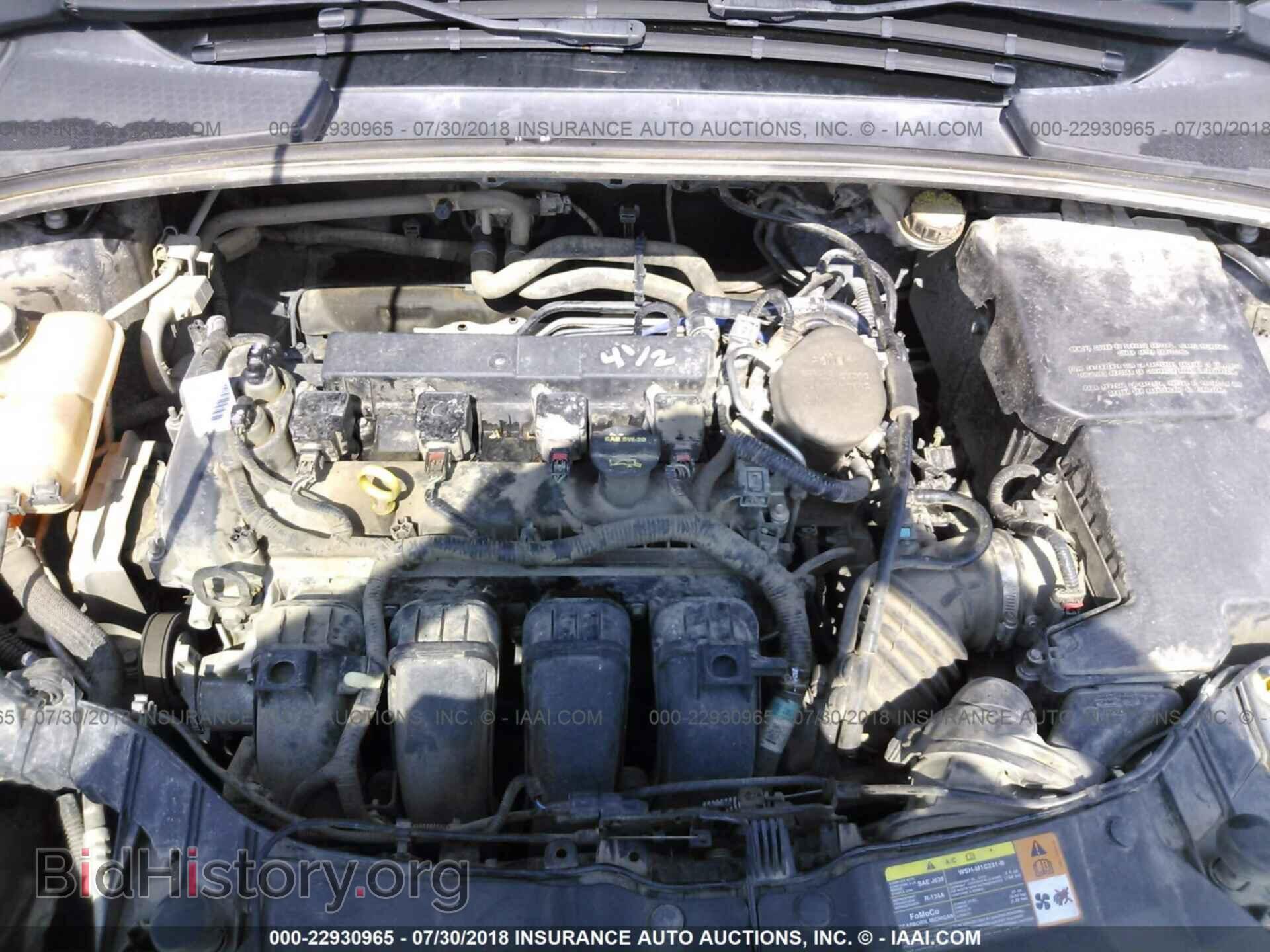 2012 Ford Focus - VIN: 1FAHP3F21CL476775 - Photo 10