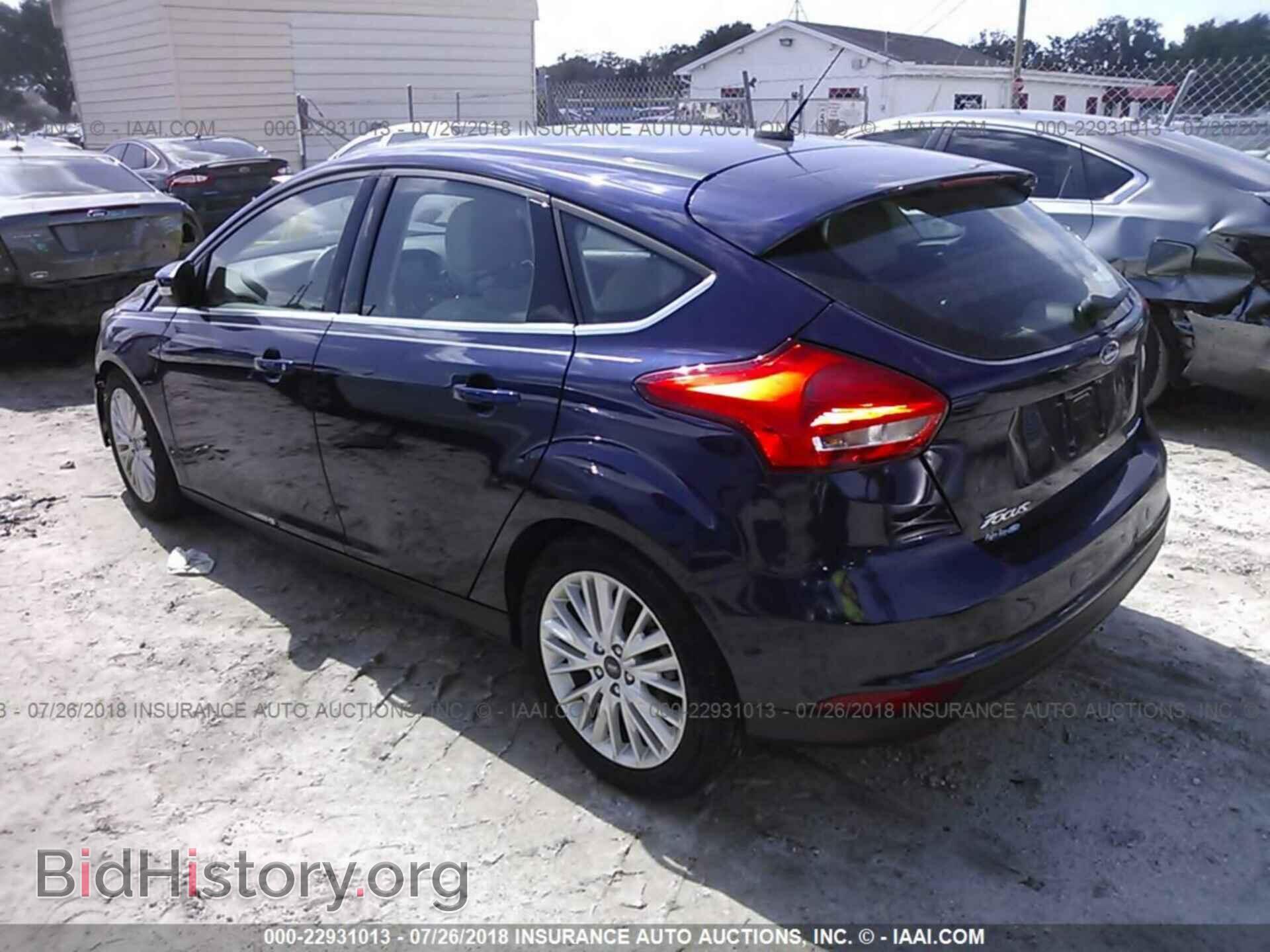 2017 Ford Focus - VIN: 1FADP3N22HL212925 - Photo 3