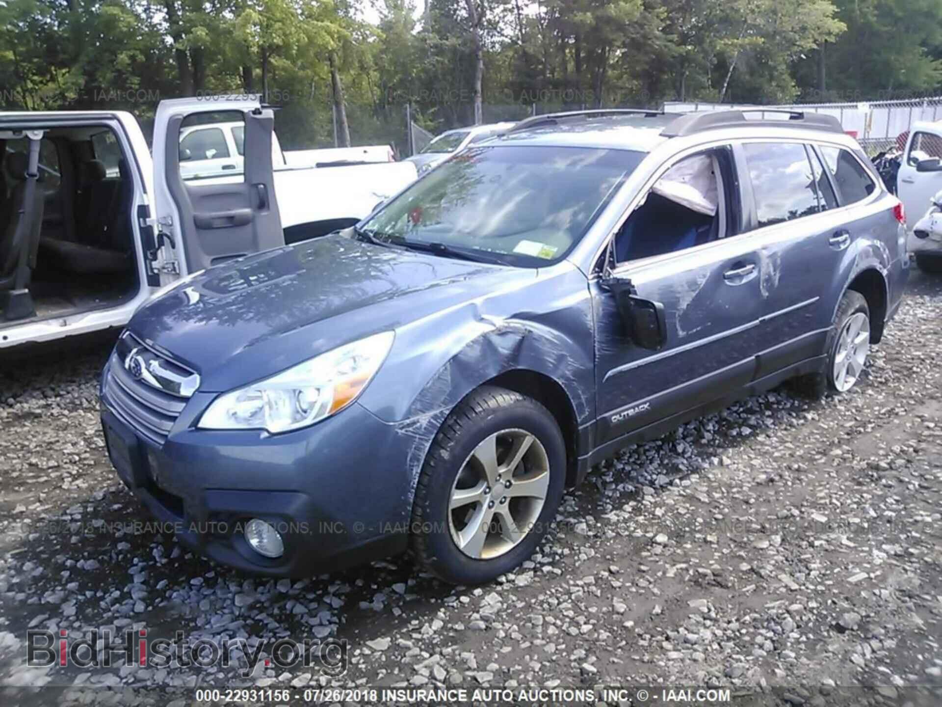2013 Subaru Outback - VIN: 4S4BRBCC3D3242880 - Photo 2