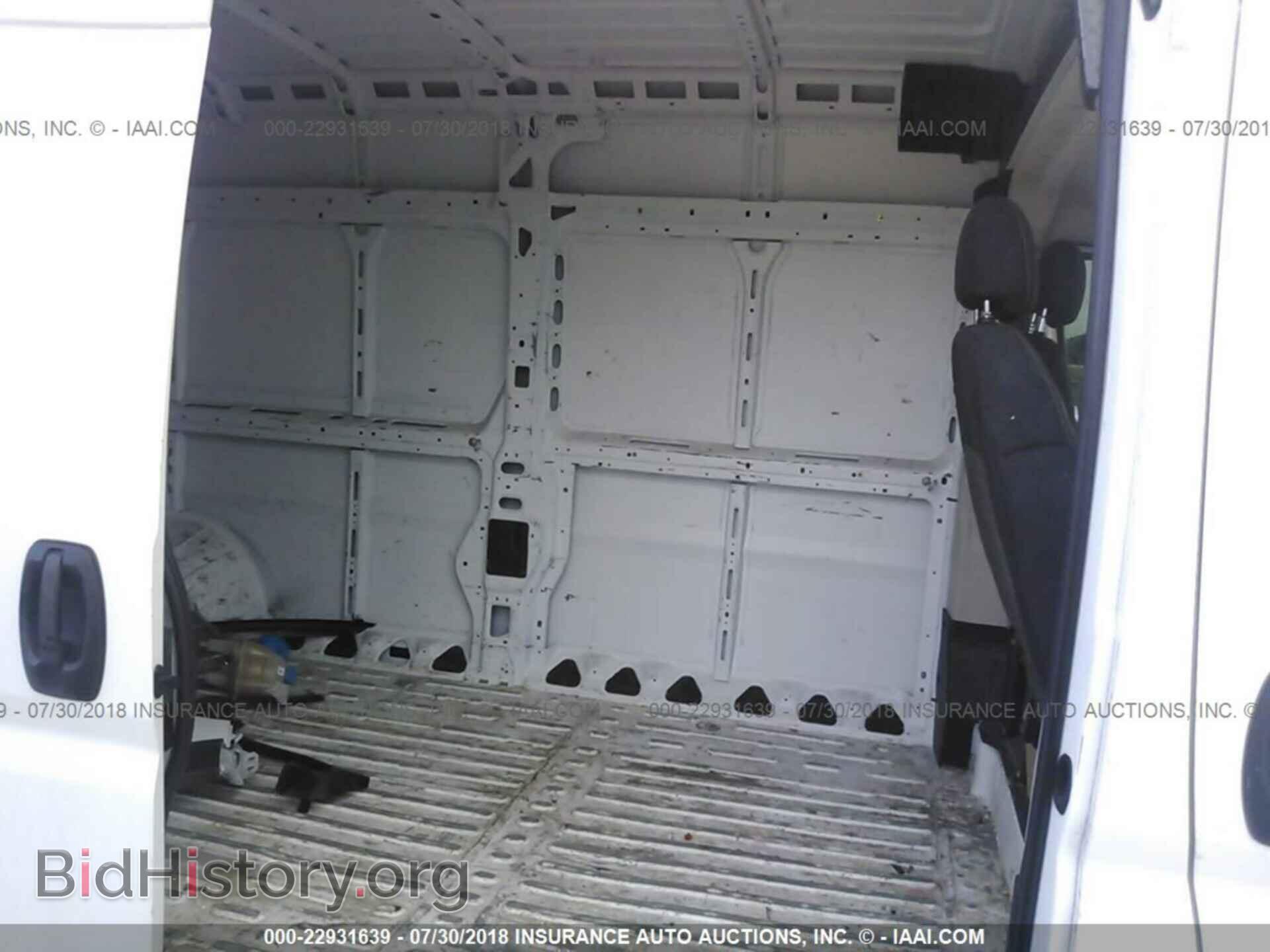 2017 Ram Promaster 2500 - VIN: 3C6TRVDG7HE500836 - Фото 8
