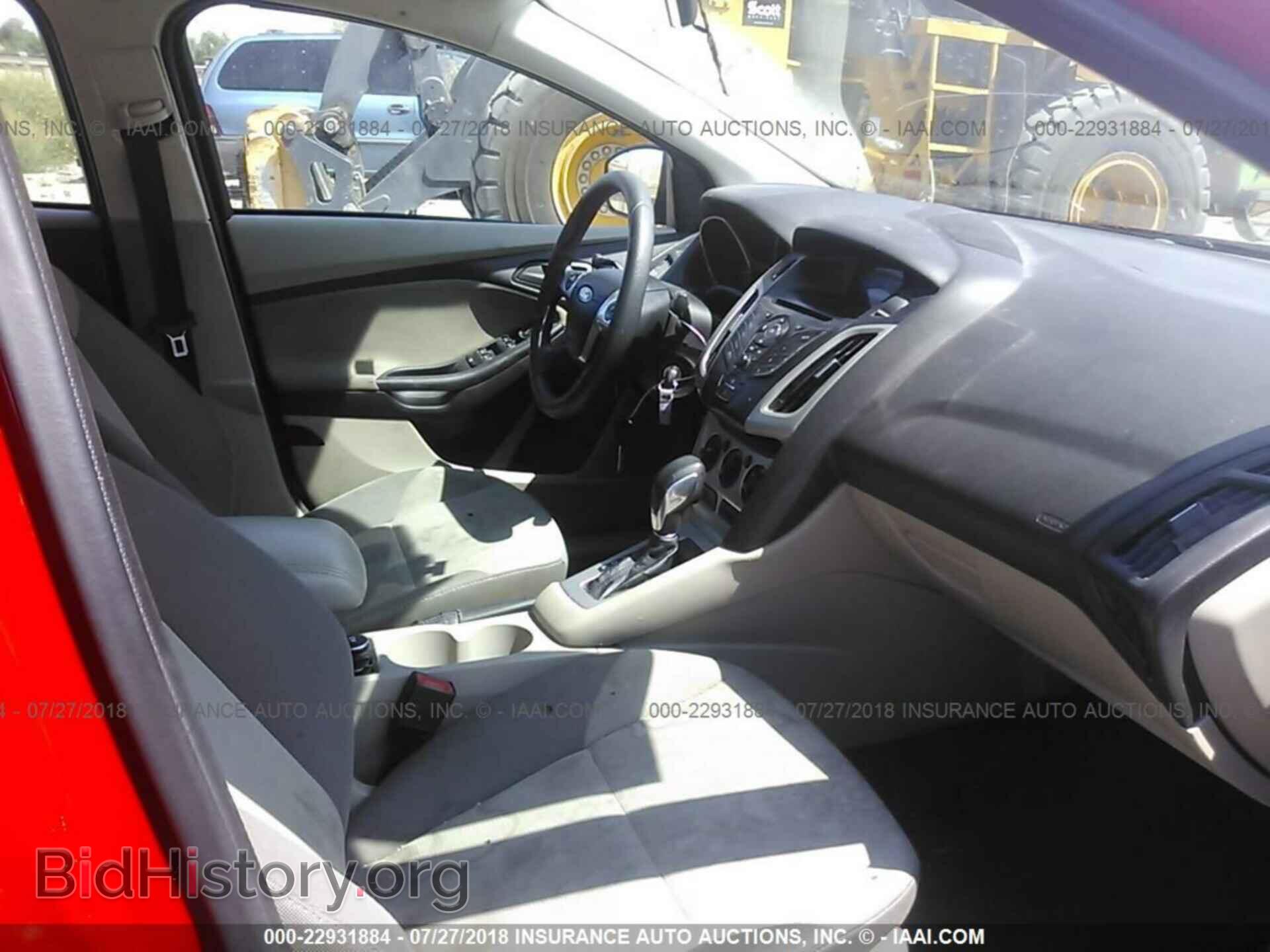 2012 Ford Focus - VIN: 1FAHP3F21CL147901 - Фото 5