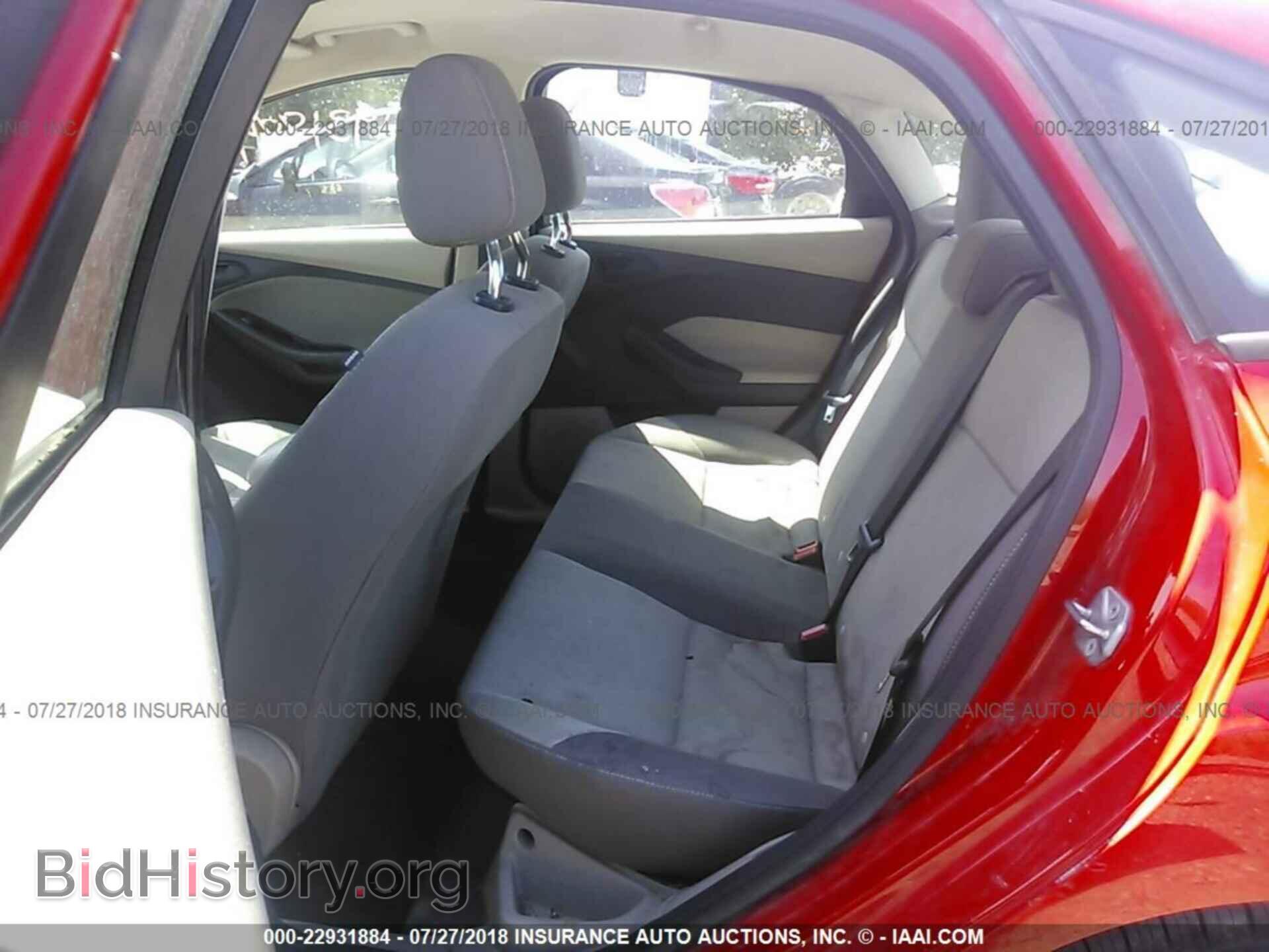 2012 Ford Focus - VIN: 1FAHP3F21CL147901 - Фото 8