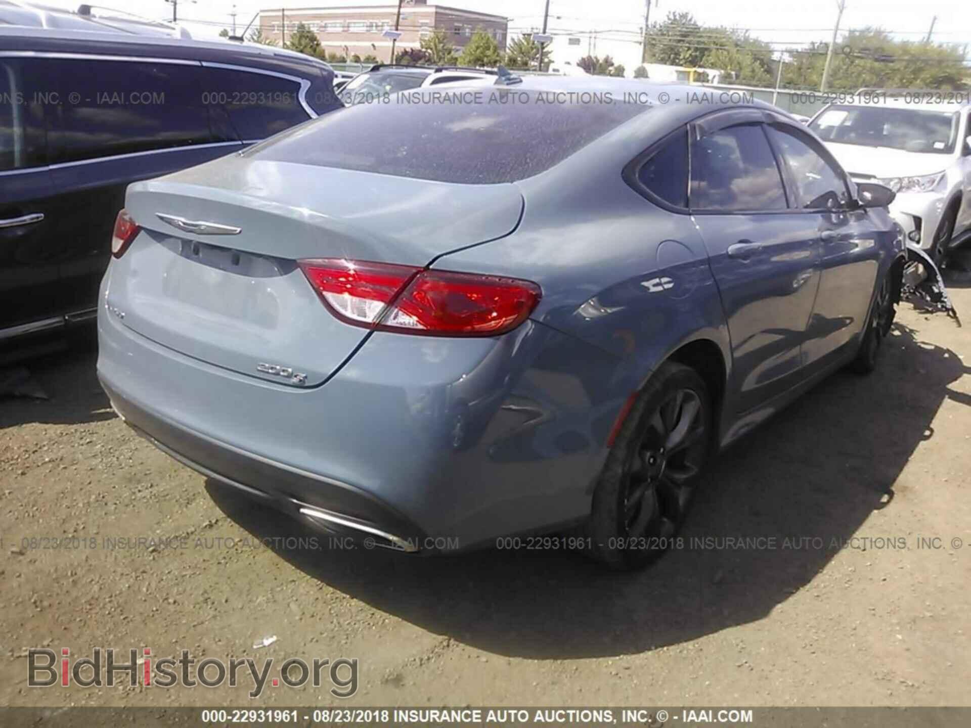 2015 Chrysler 200 - VIN: 1C3CCCDG2FN617932 - Фото 4
