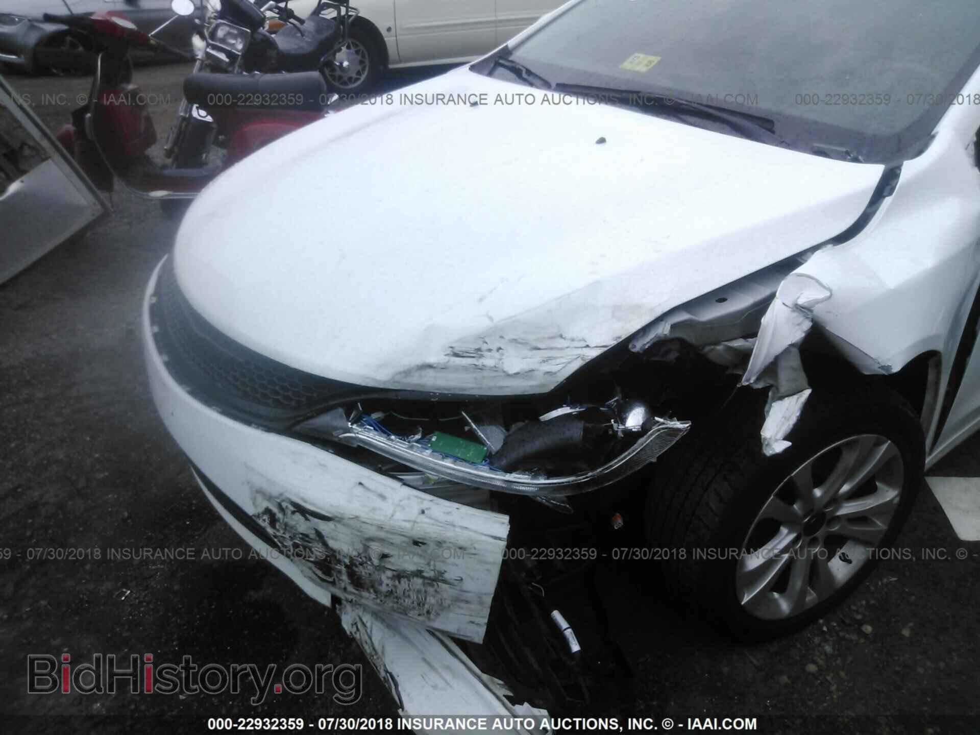 2015 Chrysler 200 - VIN: 1C3CCCAB1FN700521 - Photo 6