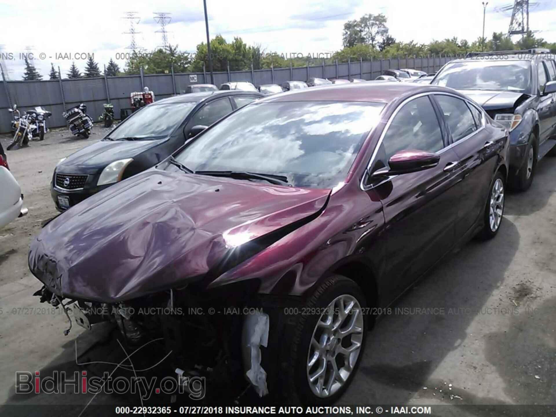 2015 Chrysler 200 - VIN: 1C3CCCEG4FN514672 - Фото 2