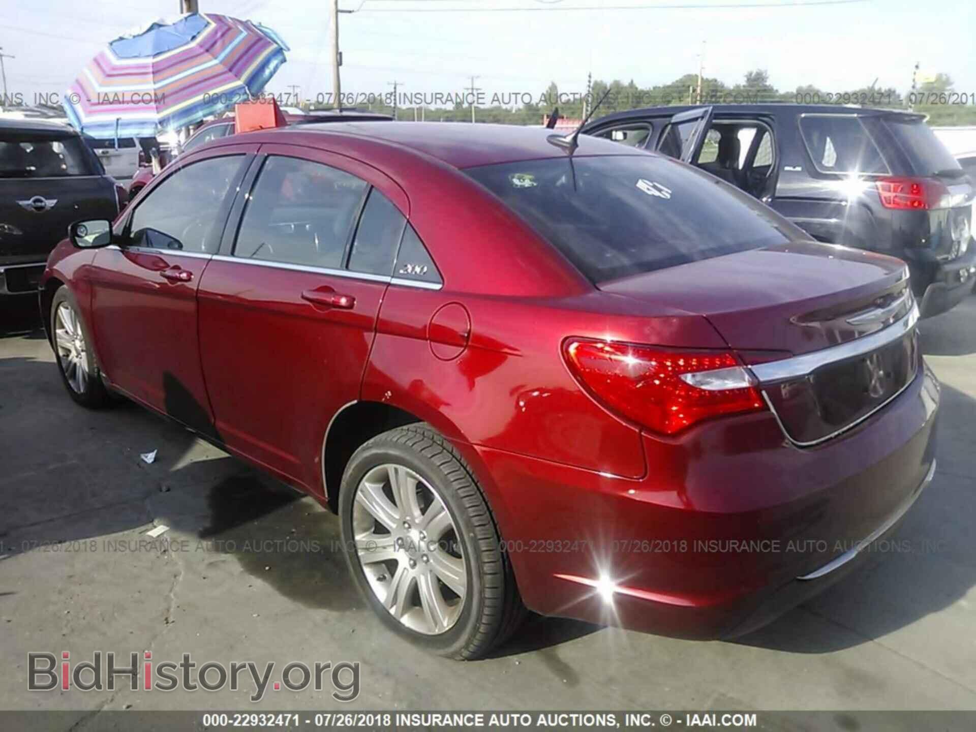 2013 Chrysler 200 - VIN: 1C3CCBBB0DN574092 - Photo 3