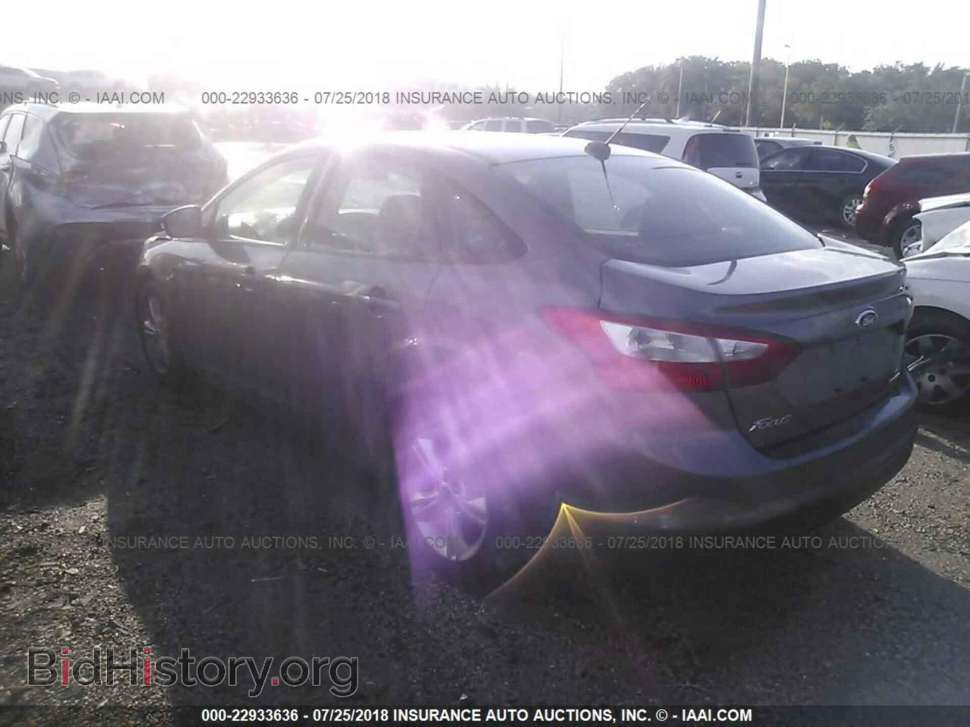 2014 Ford Focus - VIN: 1FADP3F2XEL302012 - Фото 3