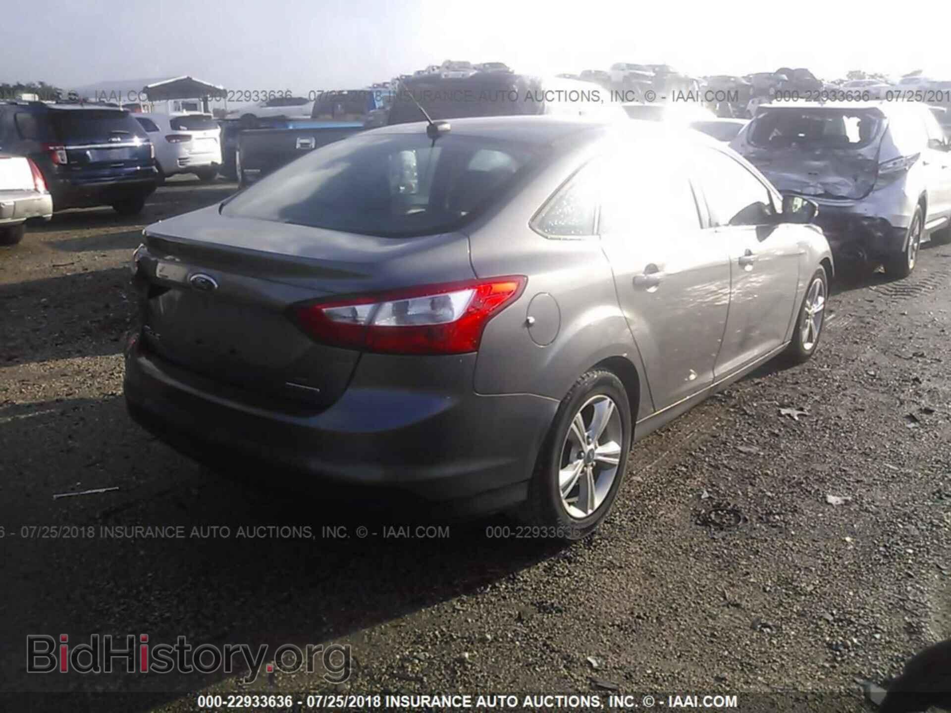 2014 Ford Focus - VIN: 1FADP3F2XEL302012 - Фото 4